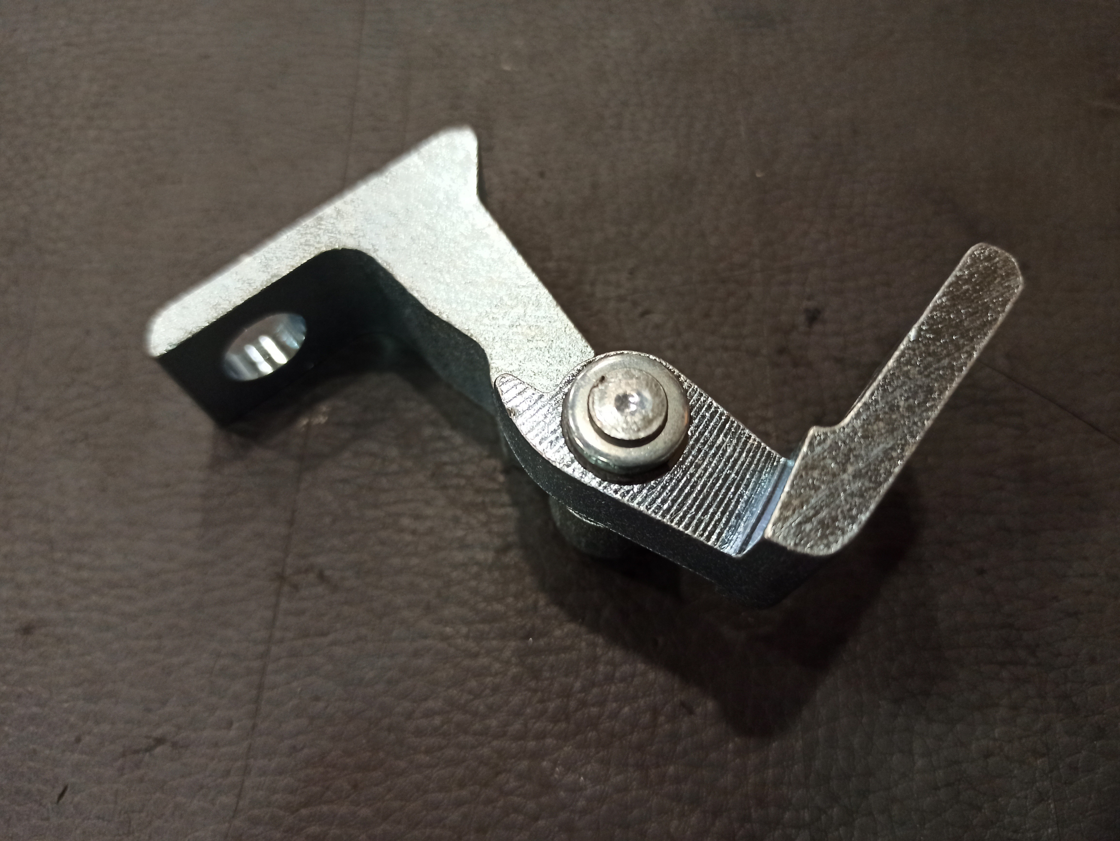 Dobradiças da porta SKODA SUPERB II (3T4) | 08 - 15