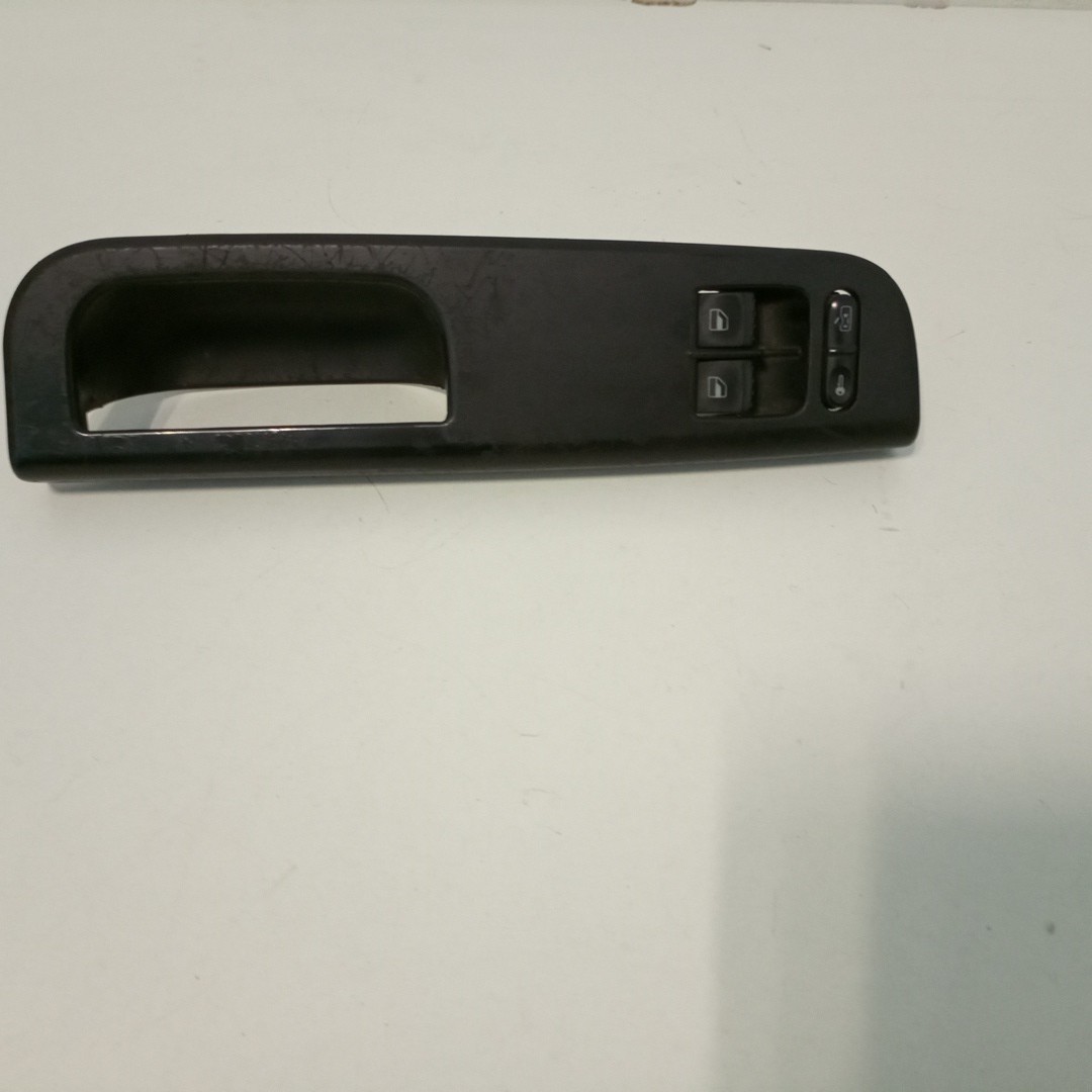 Comutador de vidro frente esquerdo VOLKSWAGEN PASSAT Variant (3B6) | 00 - 05 Imagem-1