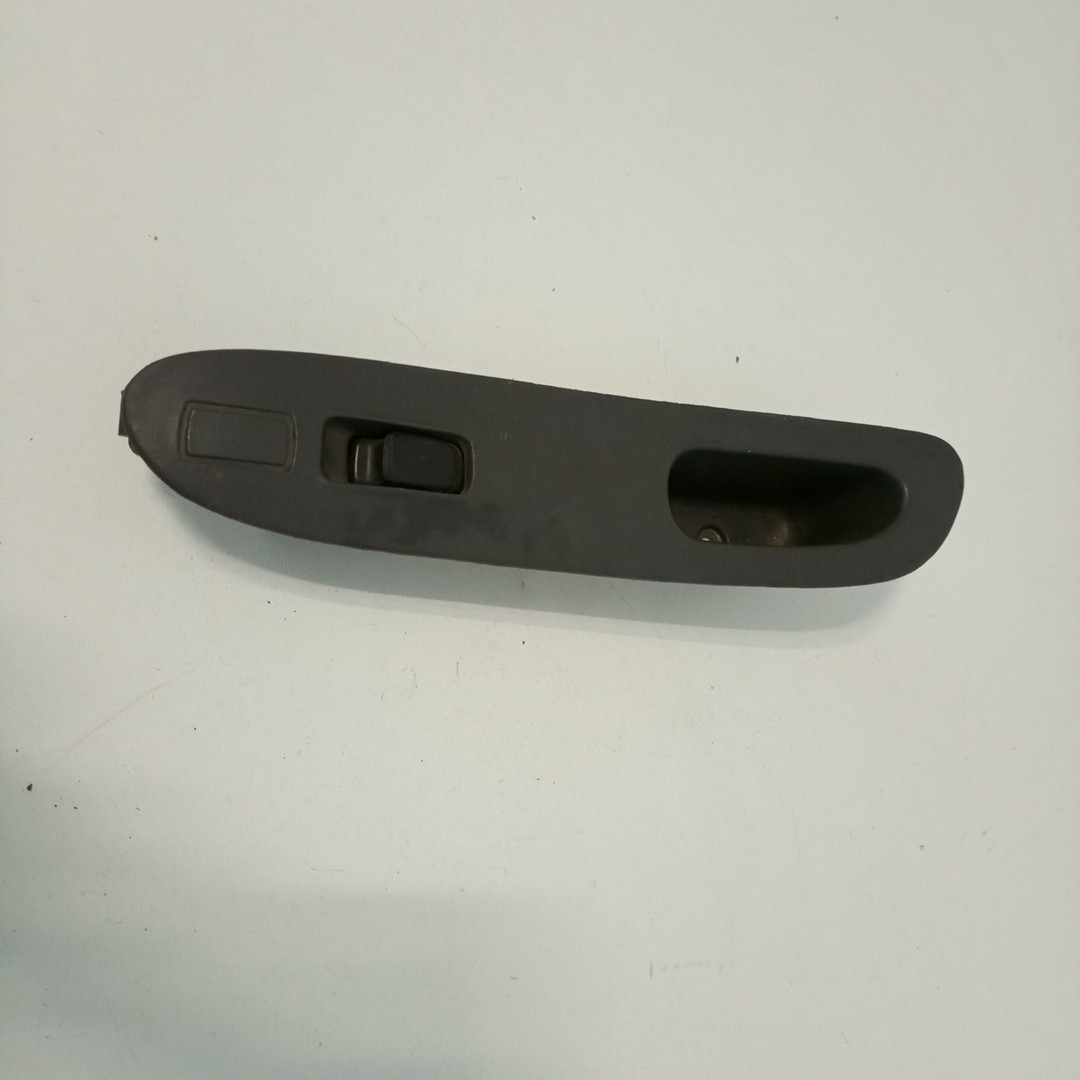Comutador de vidro frente direito MITSUBISHI COLT V (CJ_, CP_) | 95 - 04