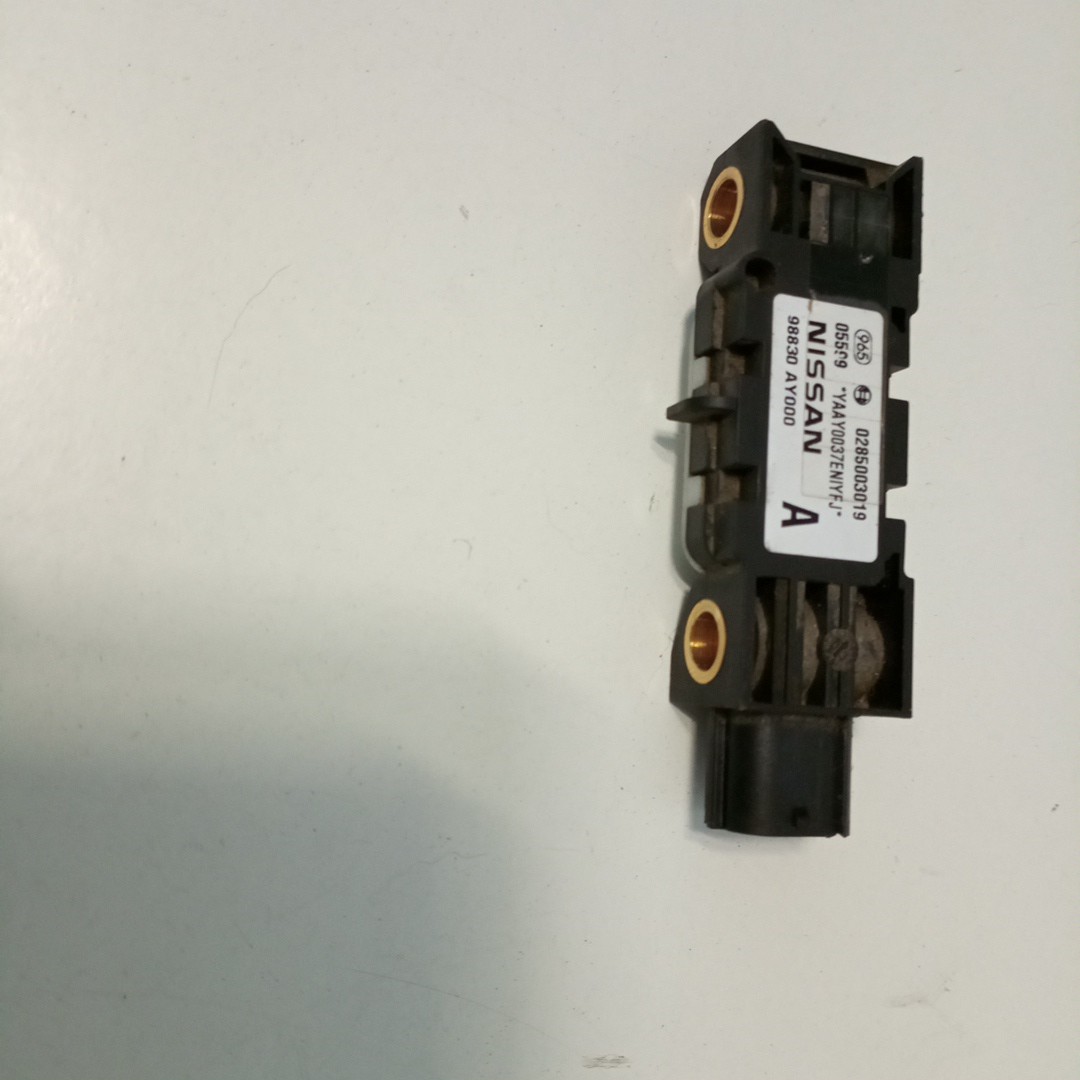 Sensor de airbag NISSAN PRIMERA (P12) | 02 - 