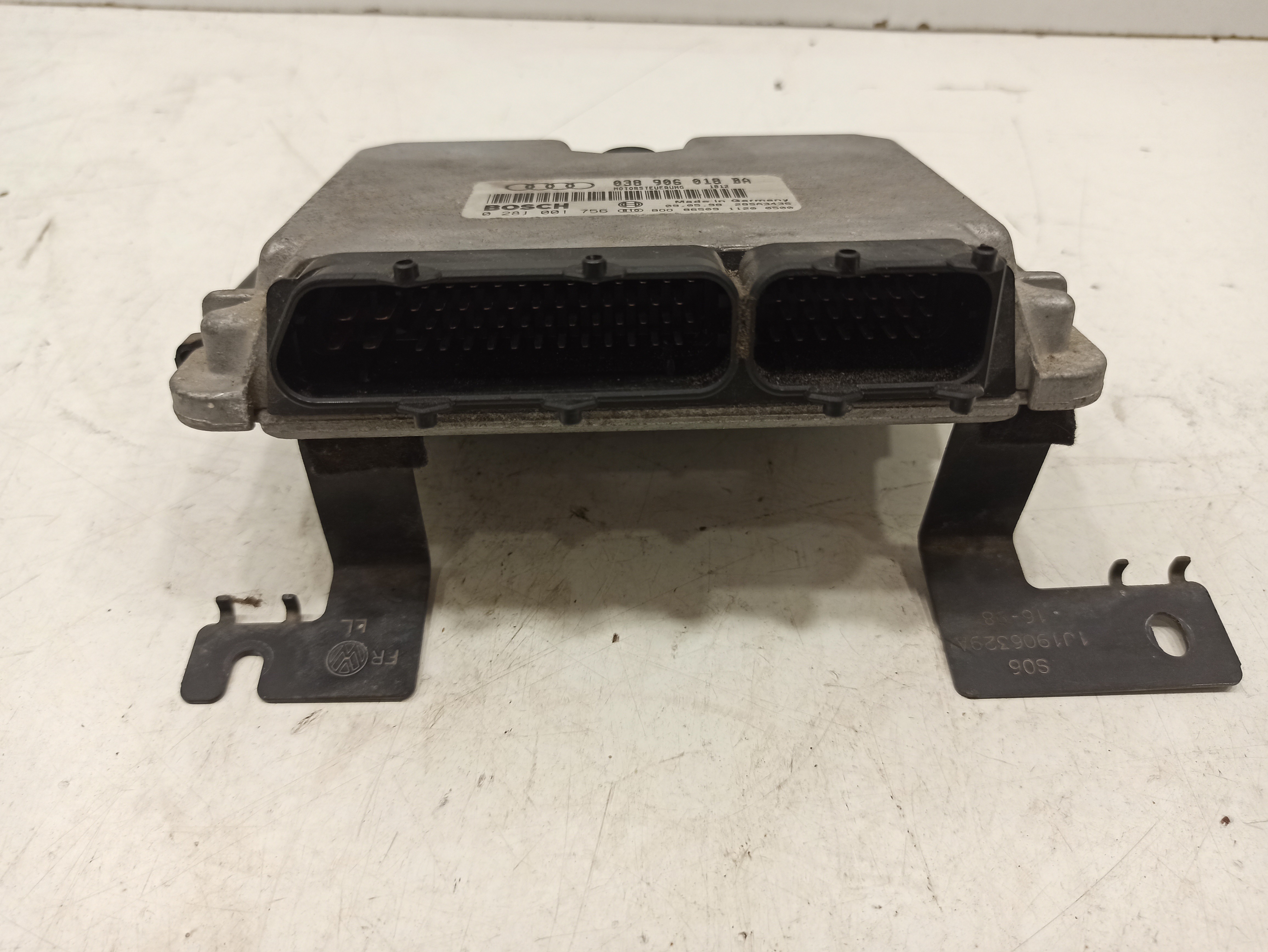 Centralina AUDI A3 (8L1) | 96 - 06 Imagem-1