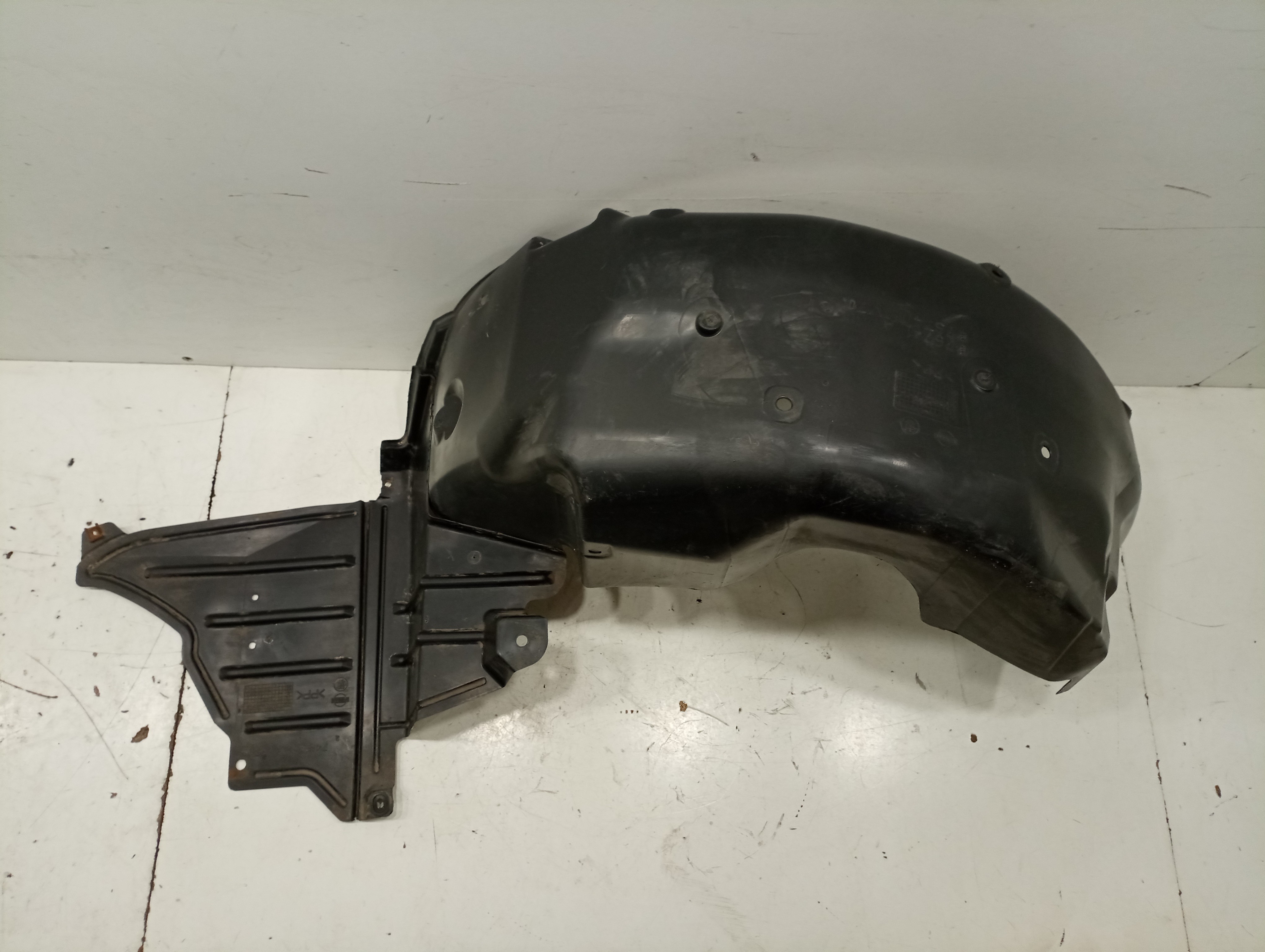 Cava de Roda Traseira Esquerda NISSAN PRIMERA (P12) | 02 -  Imagem-5