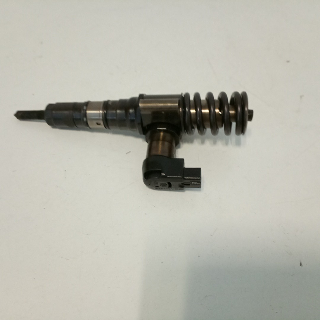 Injetor de combustível VOLKSWAGEN GOLF IV (1J1) | 97 - 07