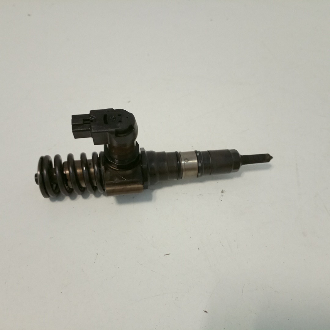 Injetor de combustível VOLKSWAGEN GOLF IV (1J1) | 97 - 07 Imagem-3