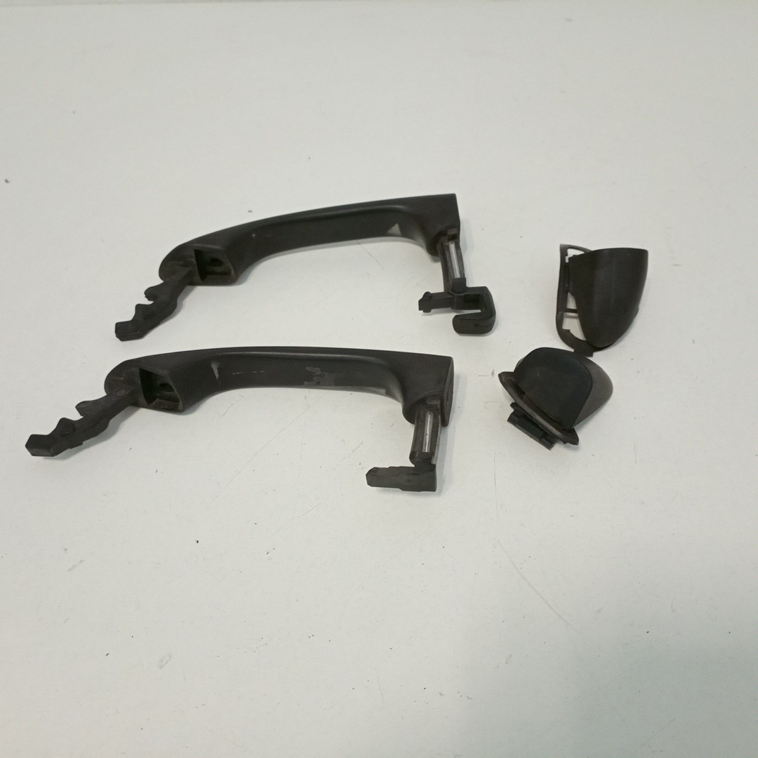 Puxadores das portas MERCEDES-BENZ CLK (C209) | 02 - 10