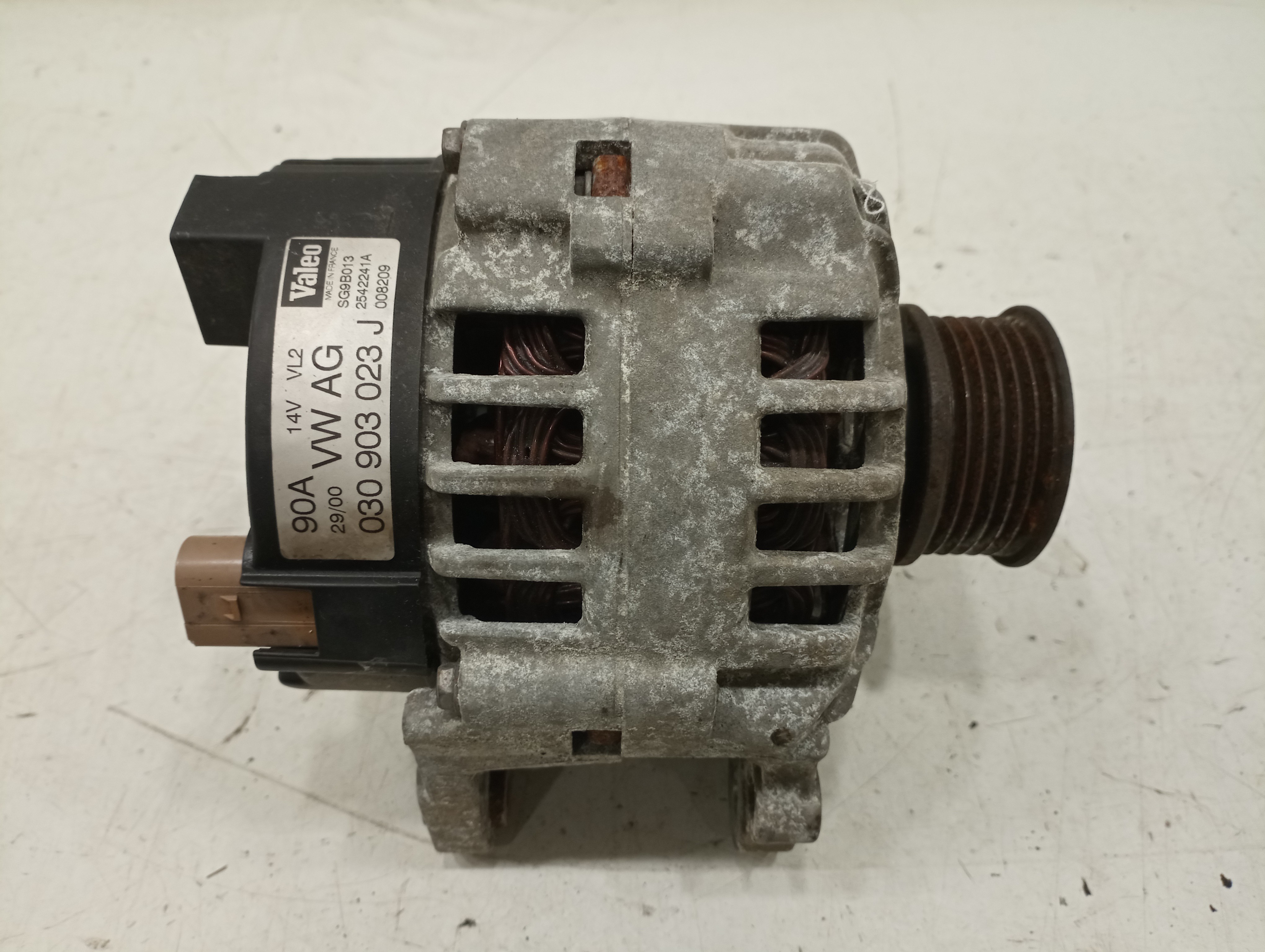 Alternador VOLKSWAGEN BORA Variant (1J6) | 99 - 05