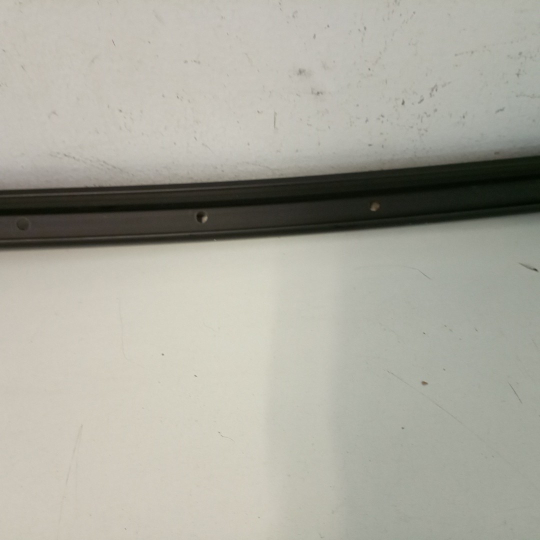 Plástico do para-brisas VOLKSWAGEN GOLF III Cabriolet (1E7) | 93 - 98 Imagem-2