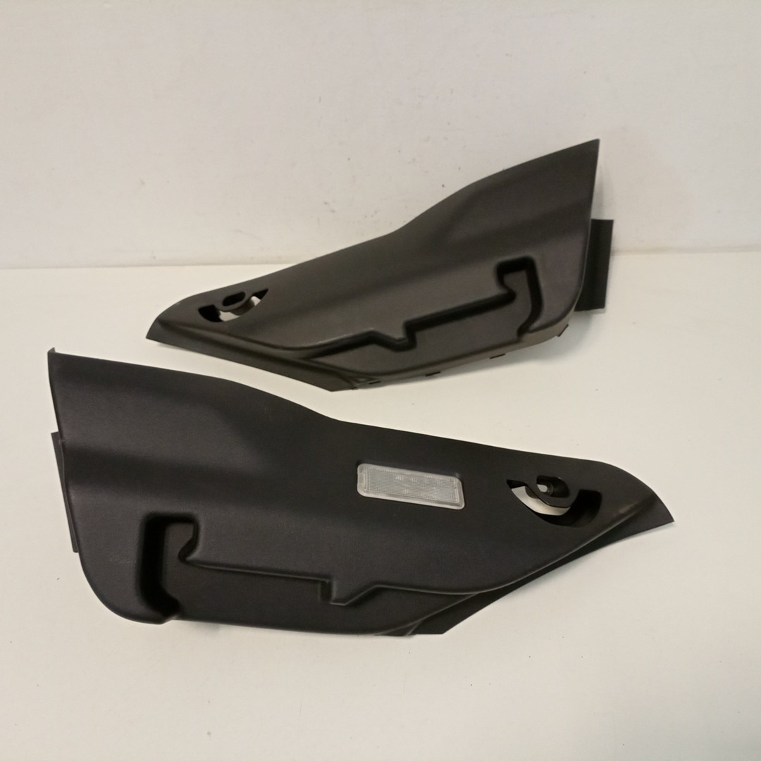 Acabamento Interior PEUGEOT 208 I (CA_, CC_) | 12 - 