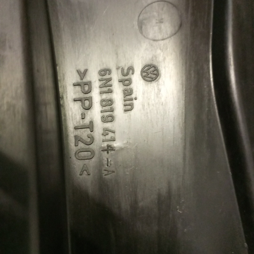 Grelha de torpedo VOLKSWAGEN POLO (6N1) | 94 - 99 Imagem-2