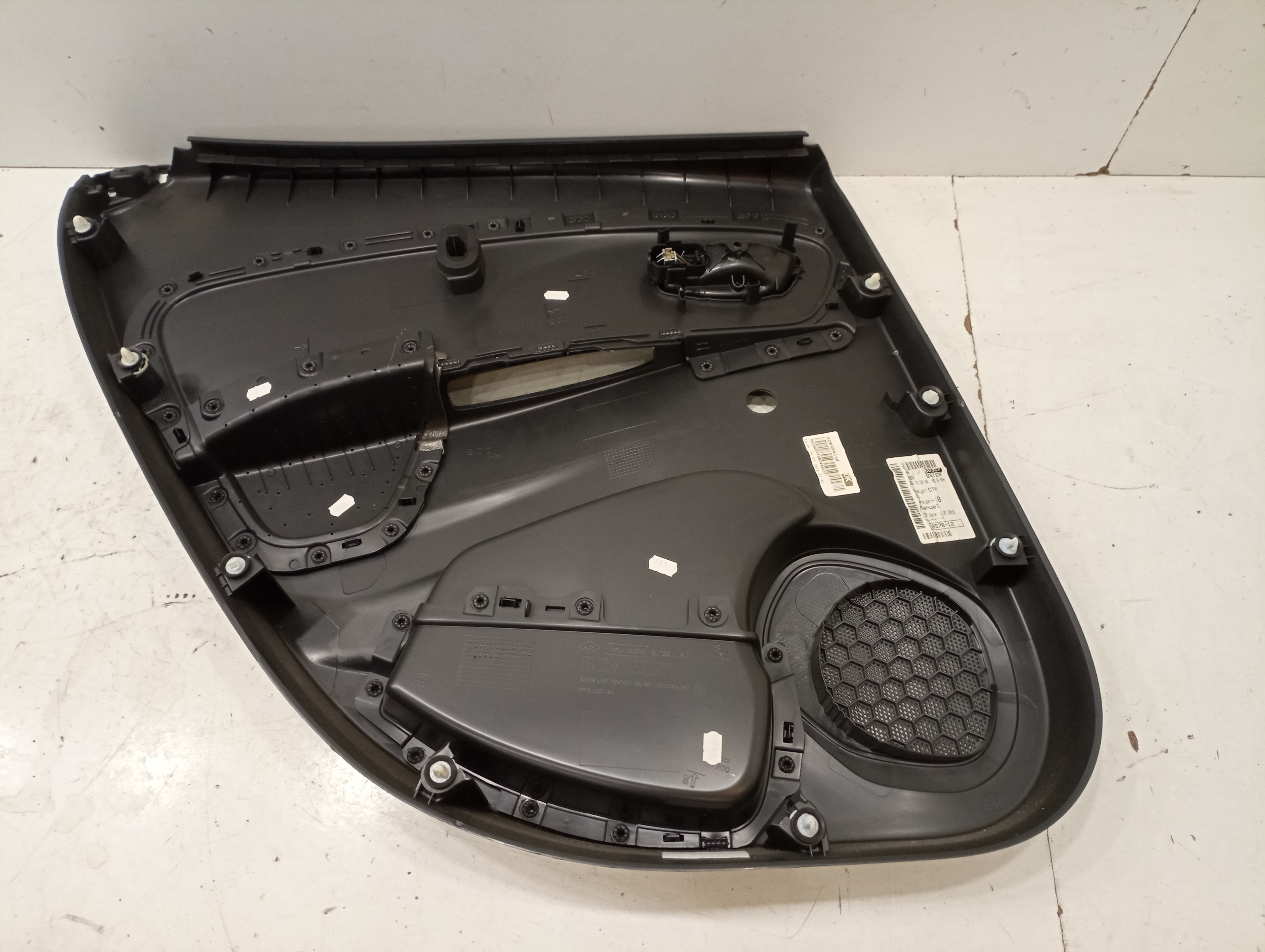 Quartela de porta trás direita RENAULT CLIO IV (BH_) | 12 -  Imagem-1
