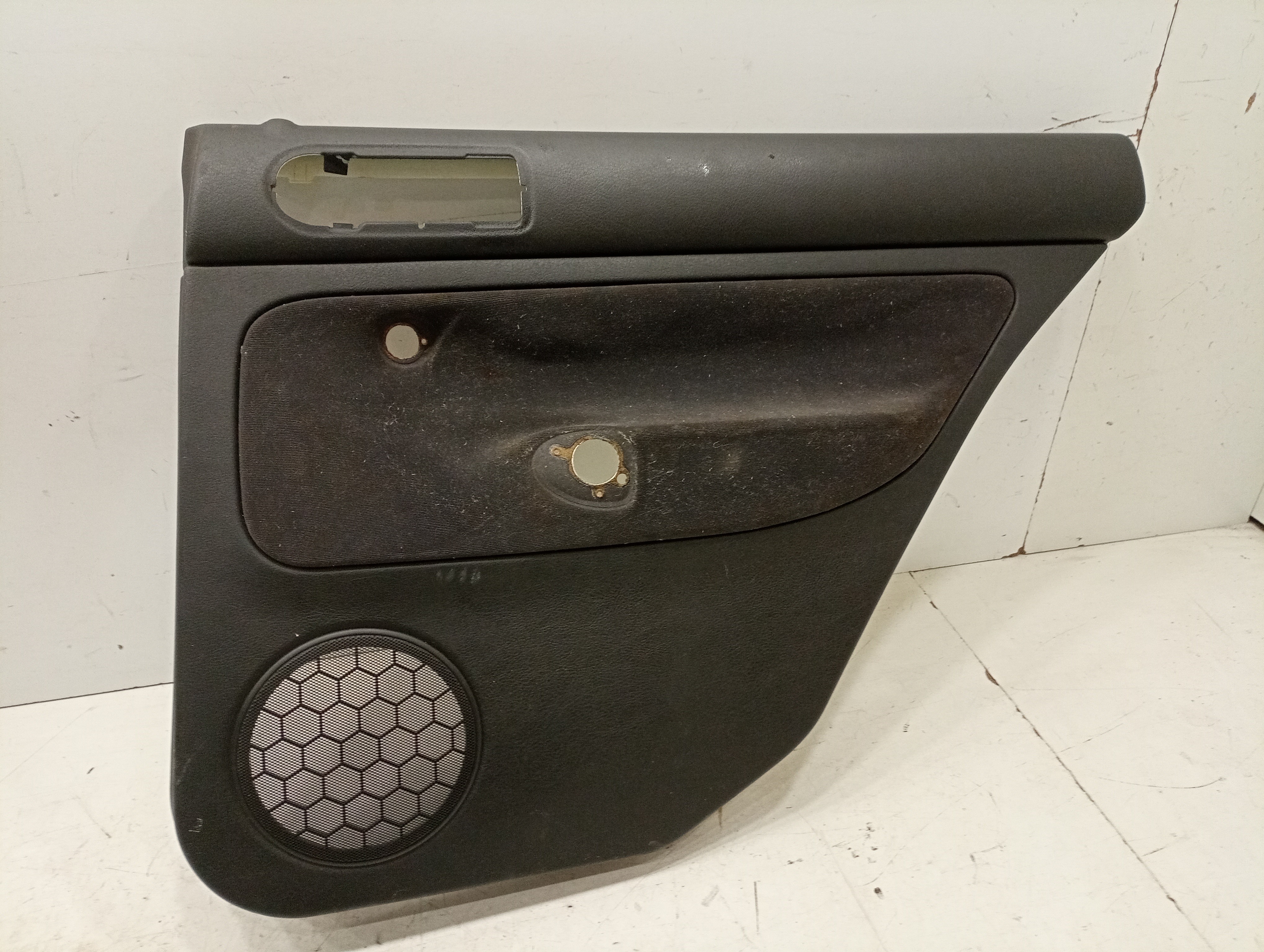 Quartela de porta trás direita VOLKSWAGEN BORA Variant (1J6) | 99 - 05