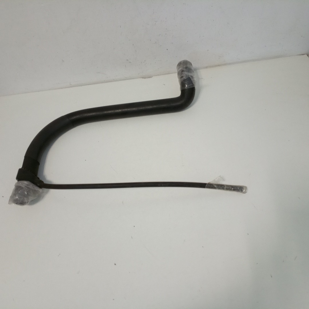 Tubo de Água VOLKSWAGEN PASSAT (3B3) | 00 - 05 Imagem-1