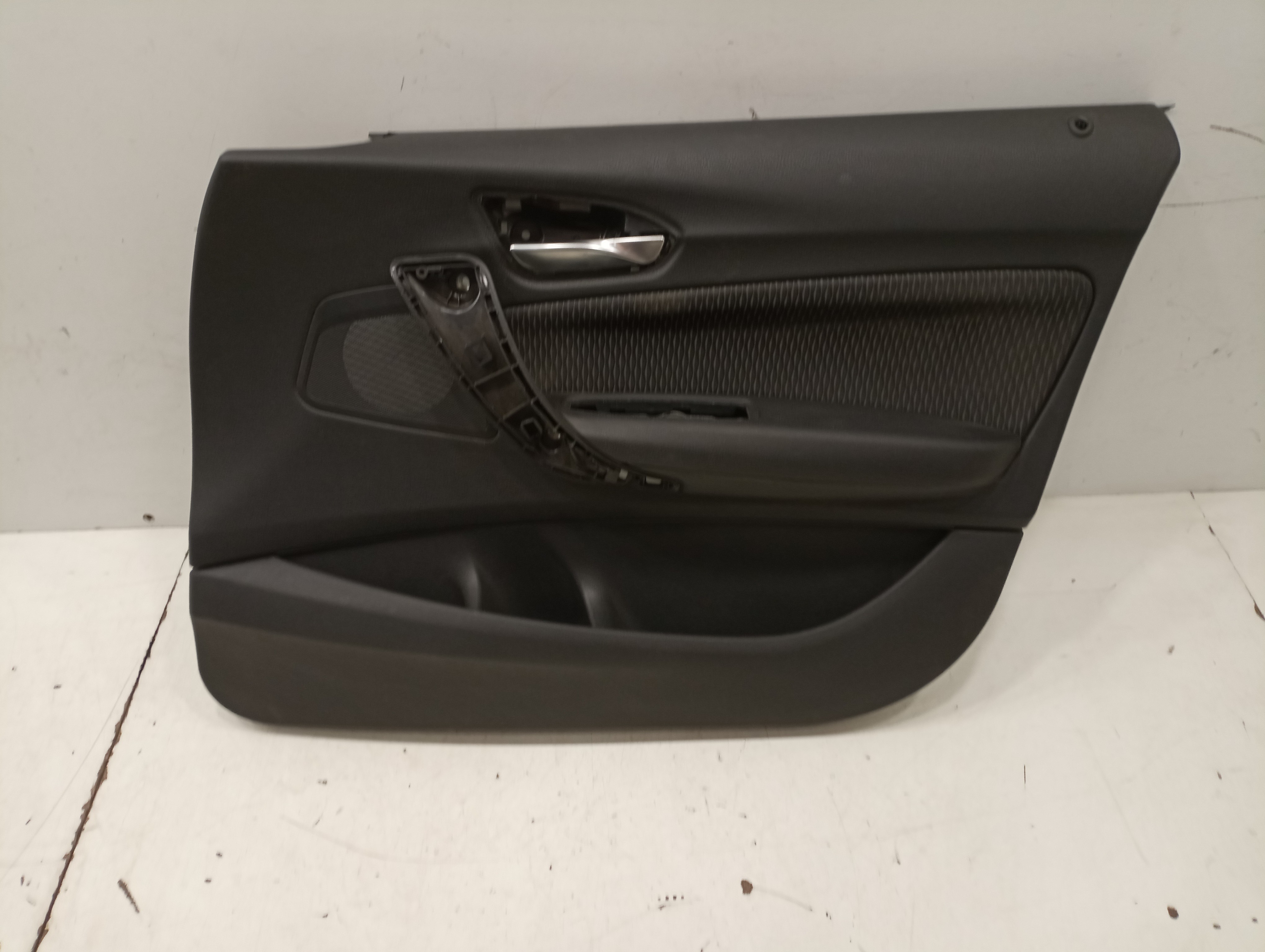 Quartela de porta frente esquerda BMW 1 (F20) | 11 - 19