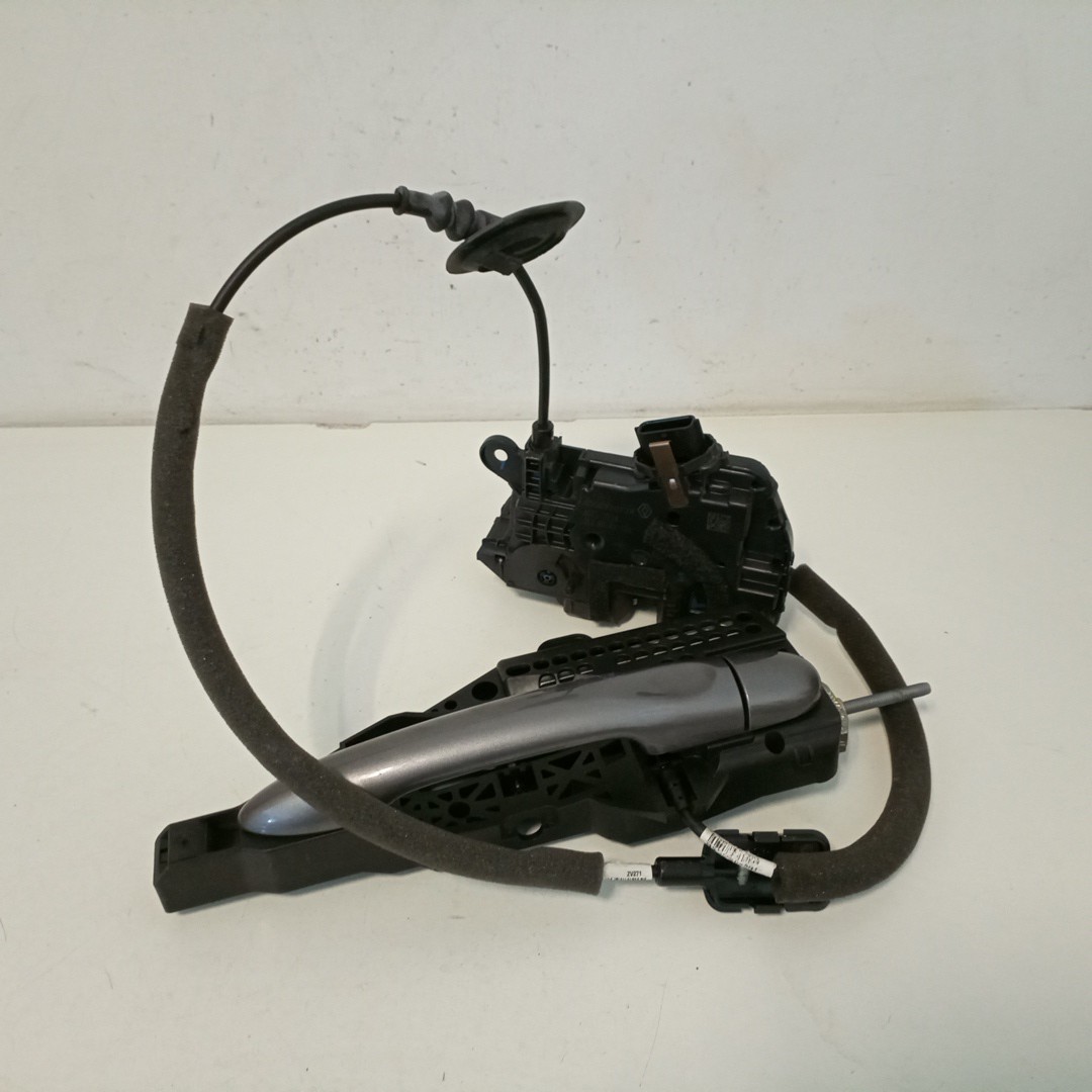 Fecho da Porta Trás Direito RENAULT CAPTUR I (J5_, H5_) | 13 - 