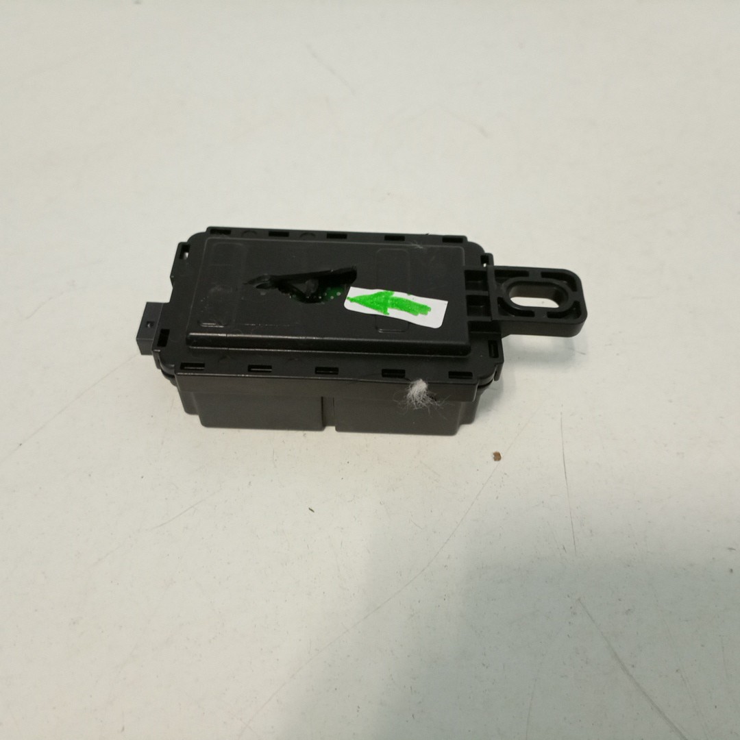 Módulo eletrónico BMW 1 (F20) | 11 - 19 Imagem-2