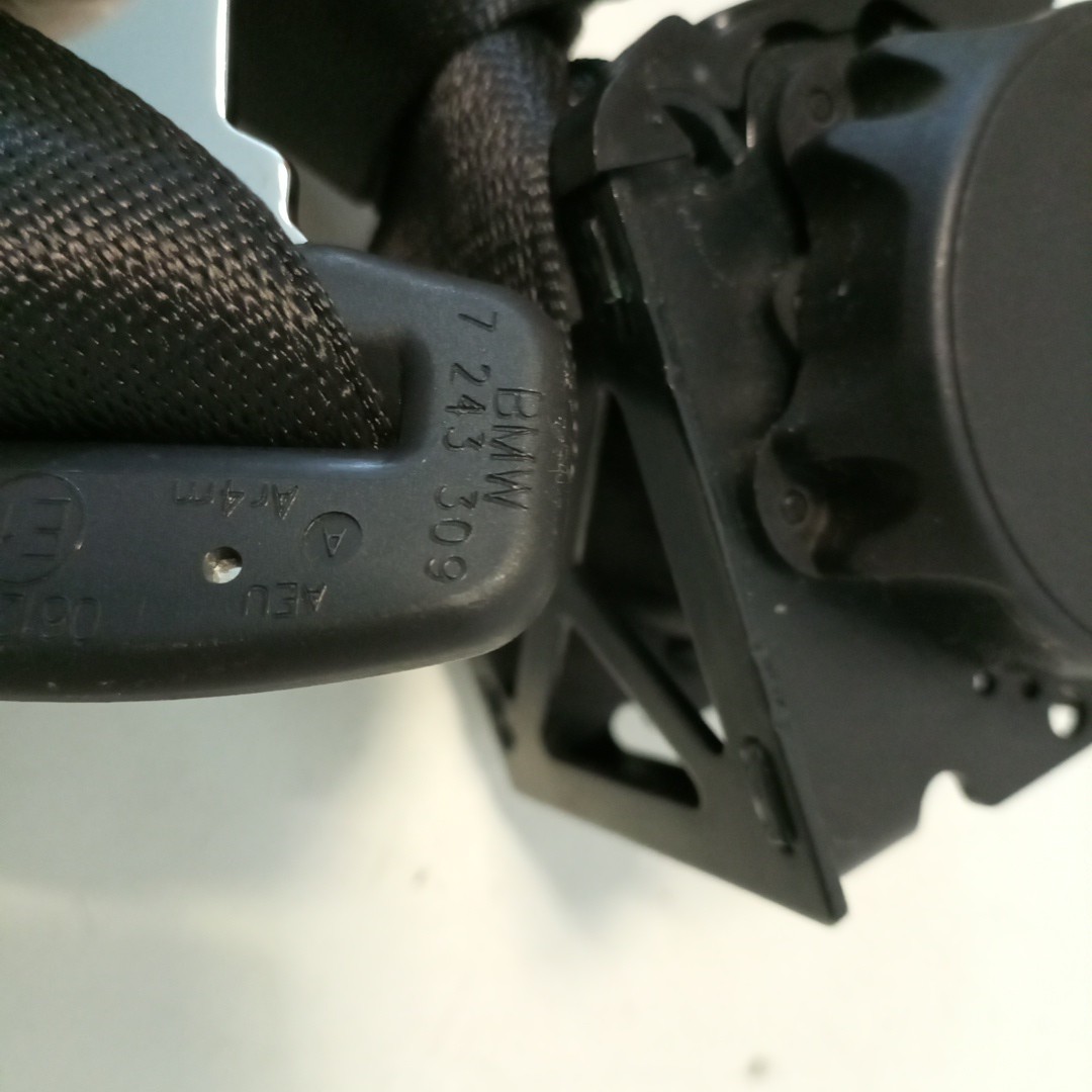 Cinto Traseiro Esquerdo BMW 1 (F20) | 11 - 19 Imagem-3