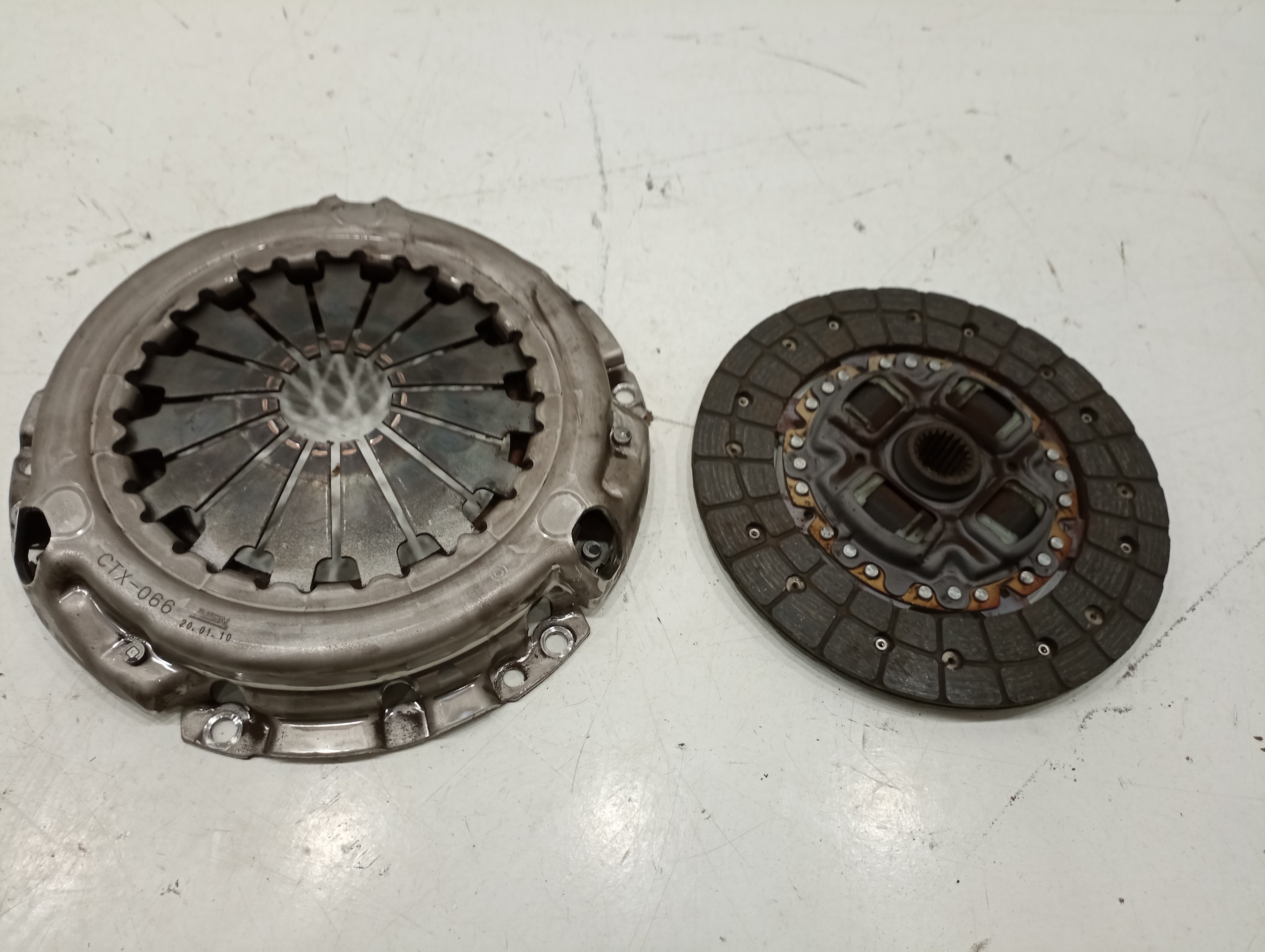 Kit Embraiagem TOYOTA AVENSIS (_T22_) | 97 - 03