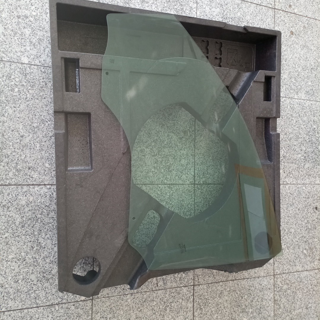 Vidro de Porta Frente Esquerdo RENAULT MEGANE II (BM0/1_, CM0/1_) | 01 - 12
