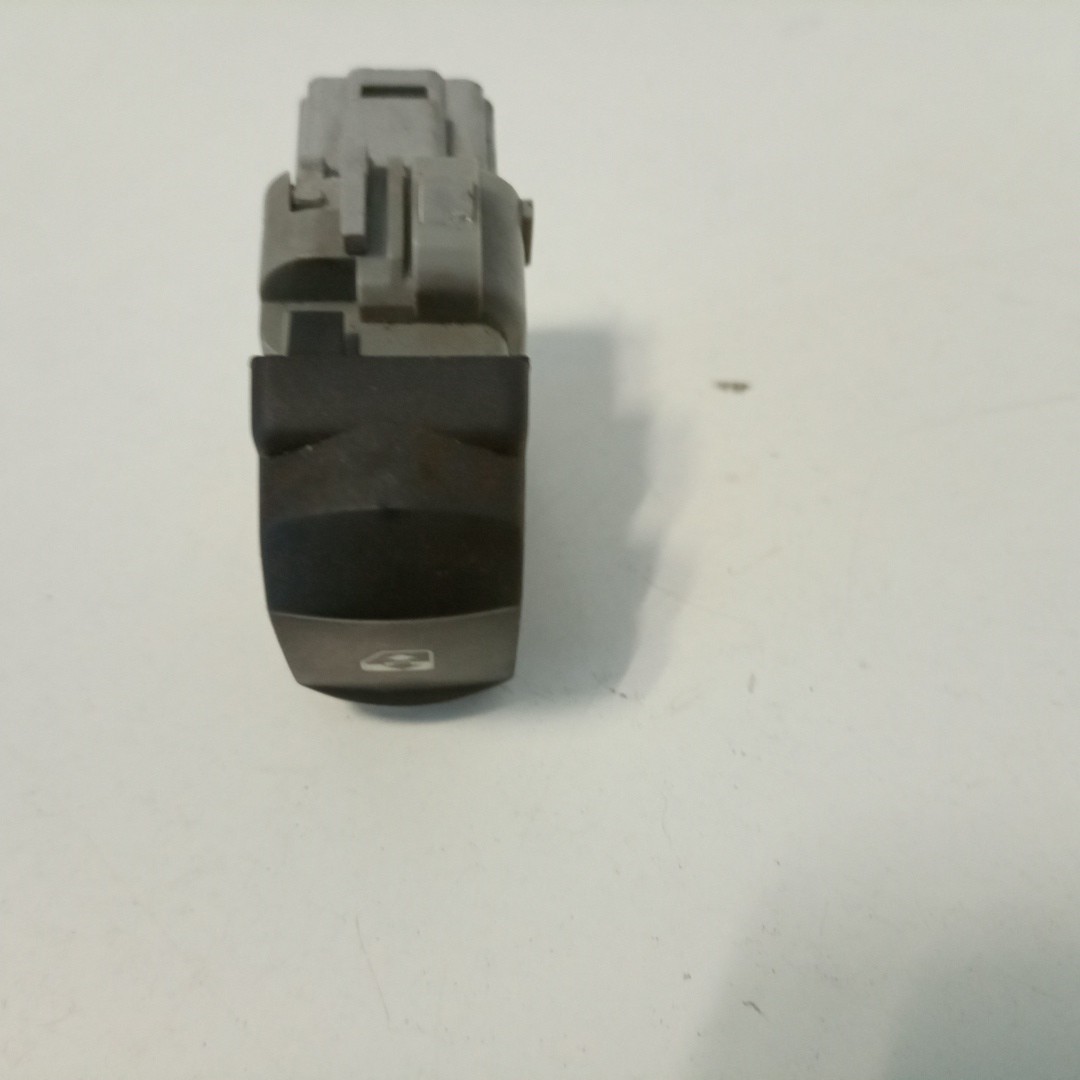 Comutador de vidro frente direito RENAULT MEGANE II (BM0/1_, CM0/1_) | 01 - 12 Imagem-1