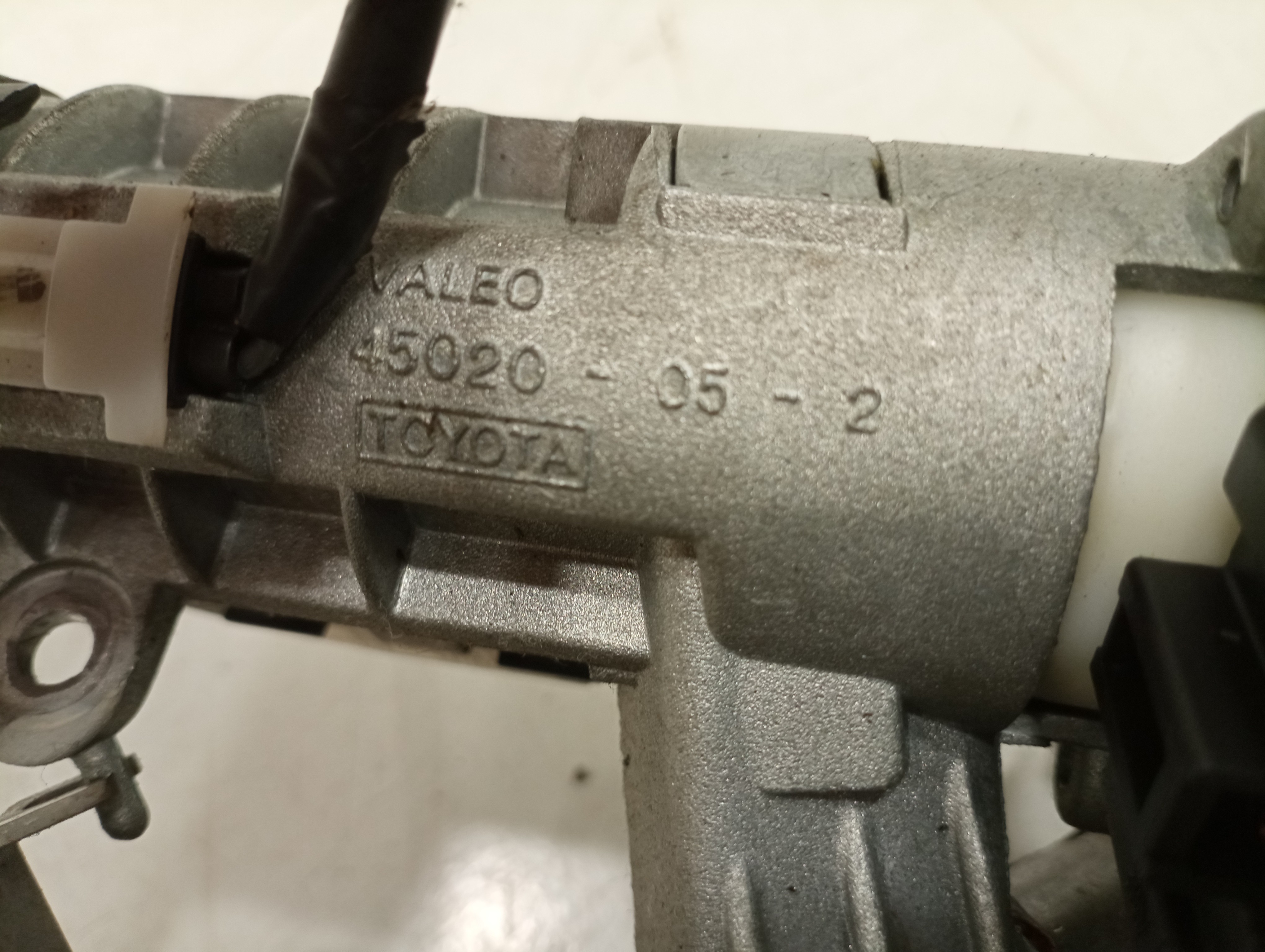 Coluna de direção com canhão de ignição TOYOTA AVENSIS (_T22_) | 97 - 03 Imagem-1
