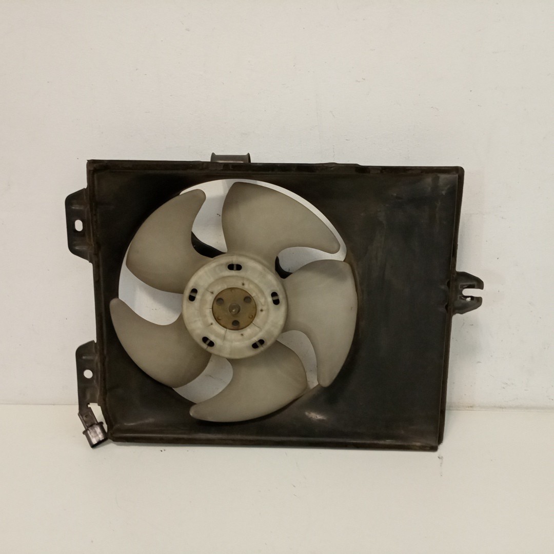 Ventoinha de radiador MITSUBISHI CARISMA (DA_) | 95 - 06