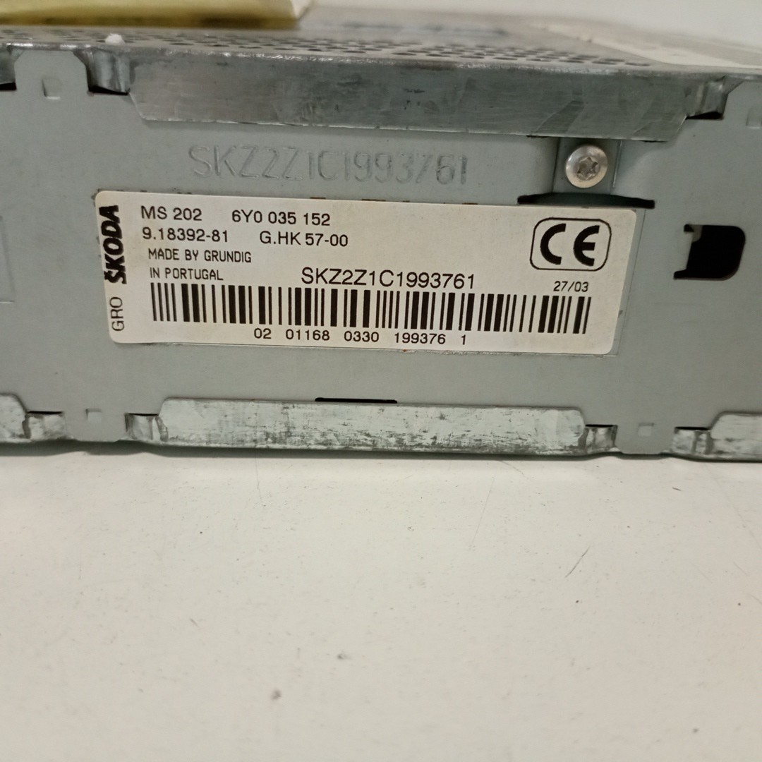 Auto-Rádio SKODA FABIA I (6Y2) | 99 - 08 Imagem-1