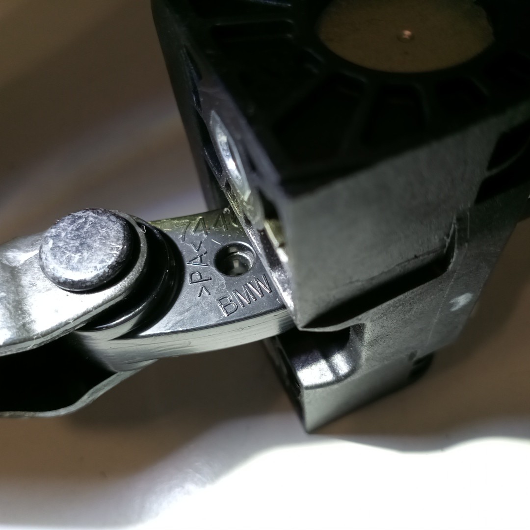 Esticador  / Limitador de porta BMW 1 (F20) | 11 - 19 Imagem-2