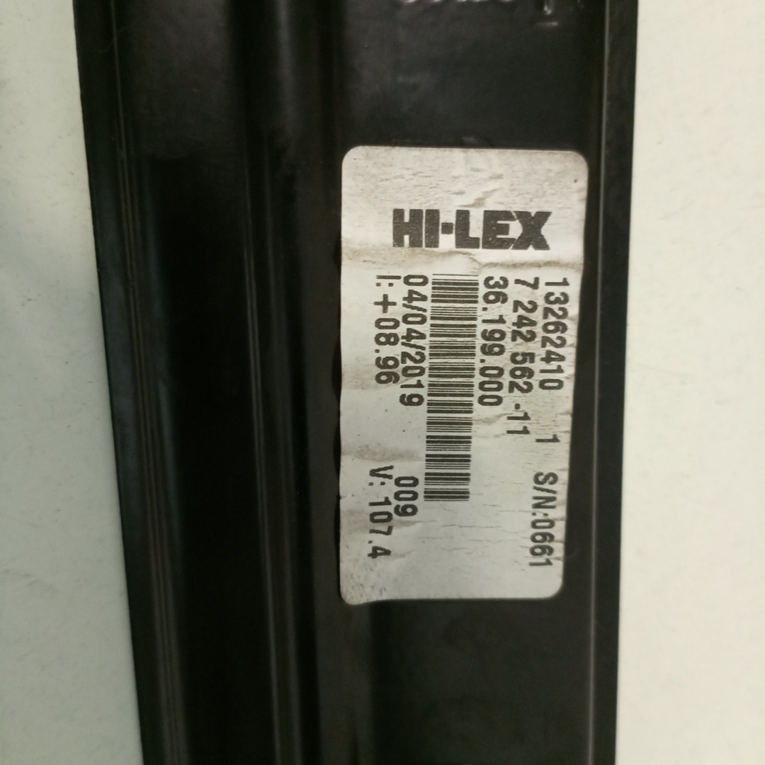 Elevador Frente Direito Manual BMW 1 (F20) | 11 - 19 Imagem-3