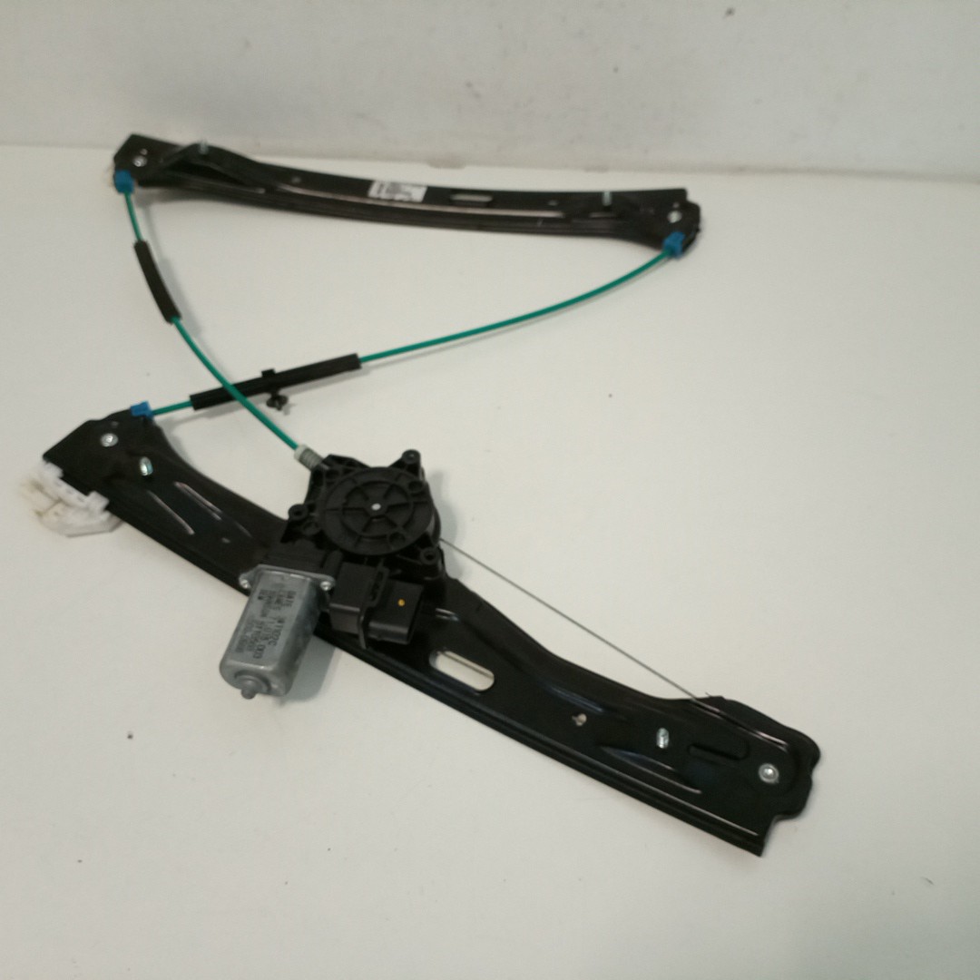 Elevador Frente Direito Manual BMW 1 (F20) | 11 - 19 Imagem-4