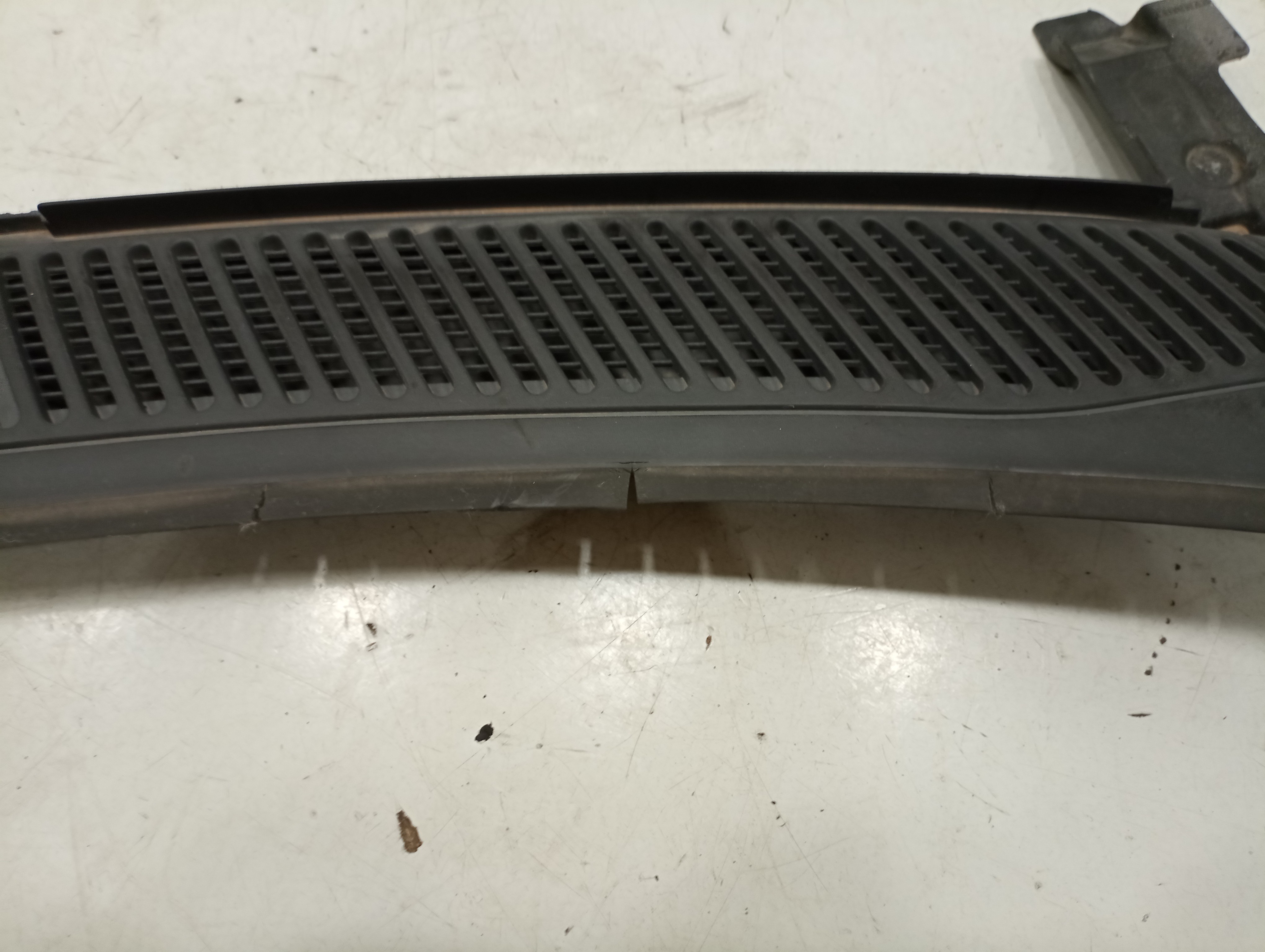 Grelha de torpedo RENAULT MEGANE I Coach (DA0/1_) | 96 - 03 Imagem-1