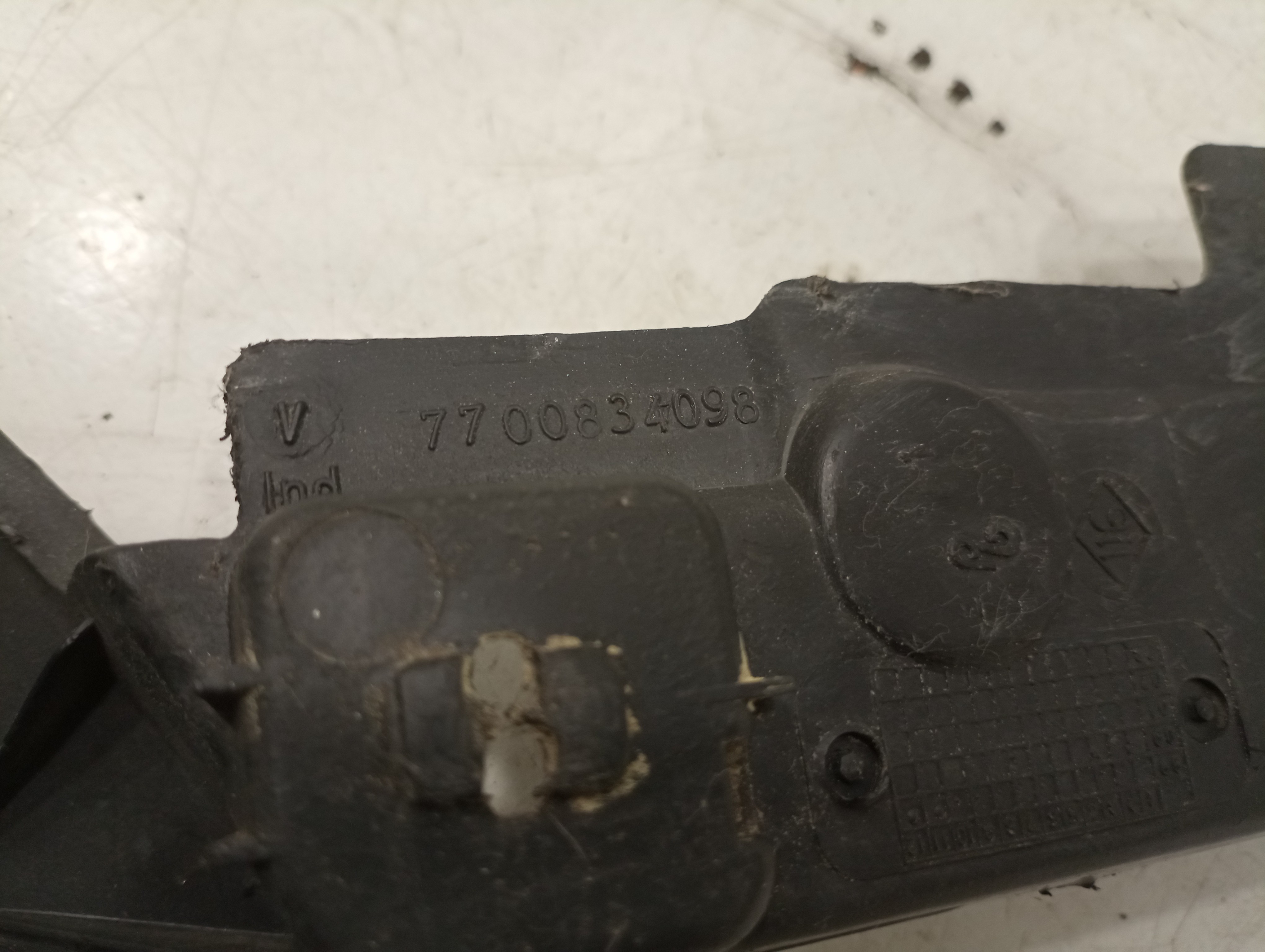 Grelha de torpedo RENAULT MEGANE I Coach (DA0/1_) | 96 - 03 Imagem-4