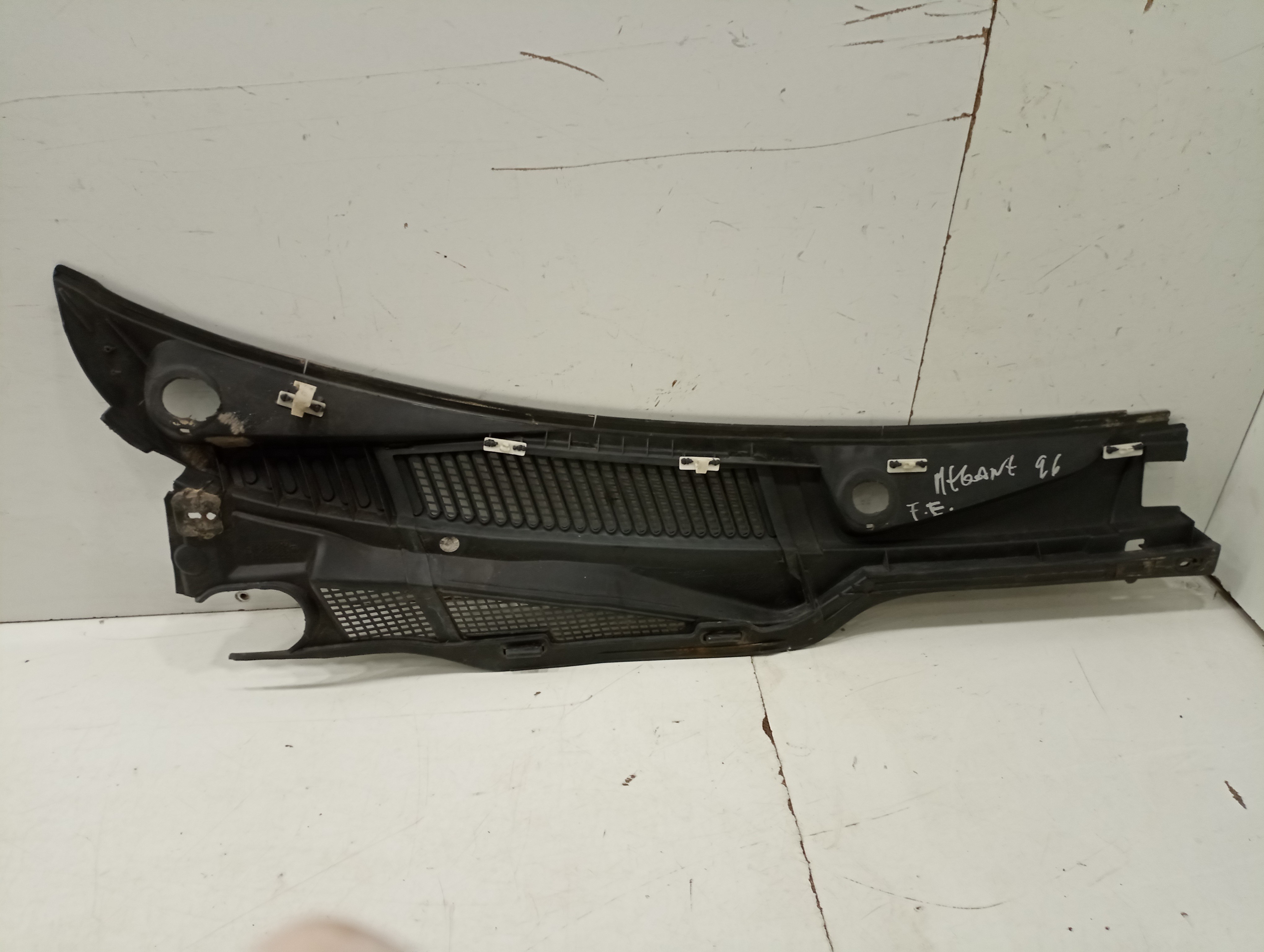 Grelha de torpedo RENAULT MEGANE I Coach (DA0/1_) | 96 - 03 Imagem-1