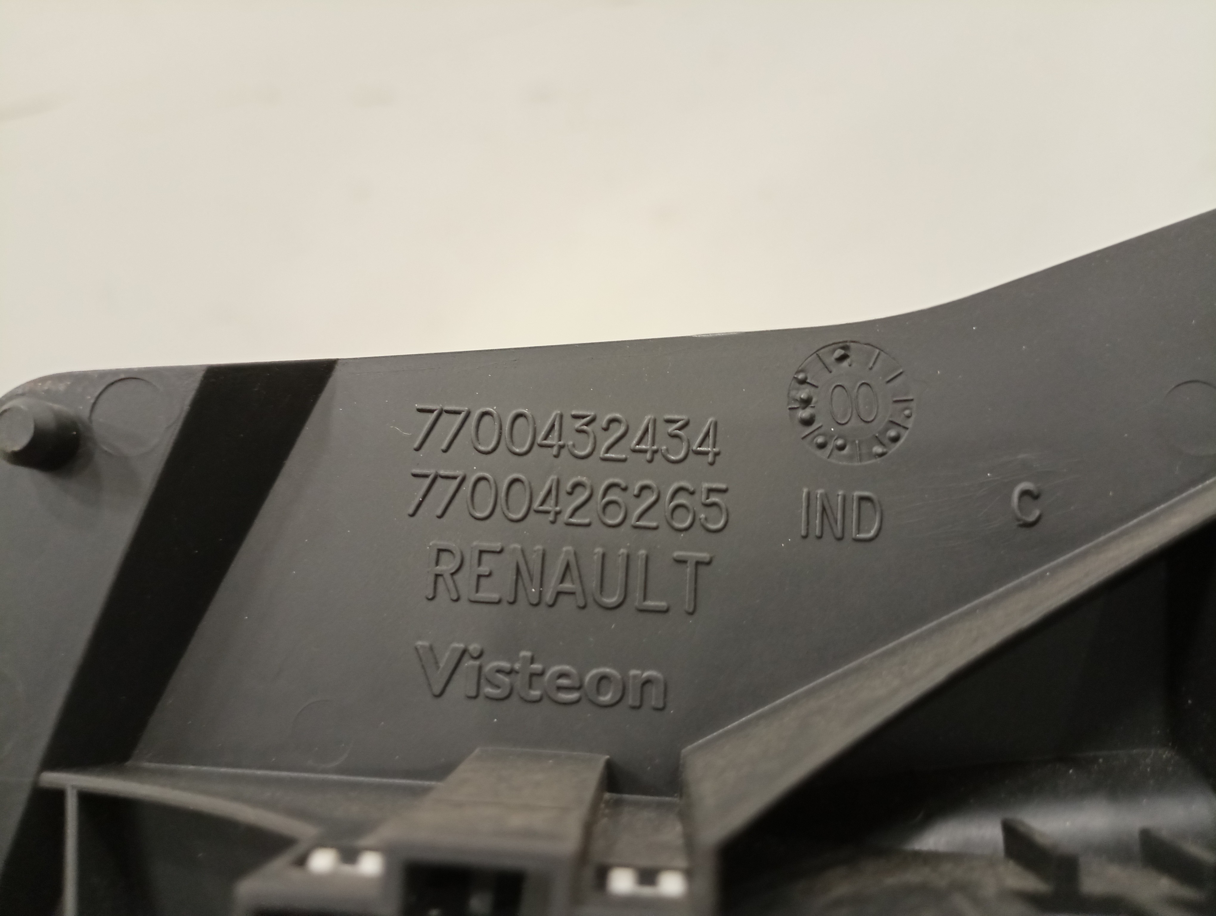 Moldura do display RENAULT MEGANE I Coach (DA0/1_) | 96 - 03 Imagem-1