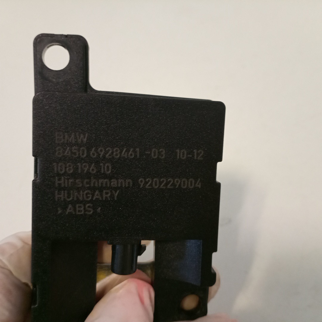 Amplificador de antena BMW X6 (E71, E72) | 07 - 14 Imagem-1