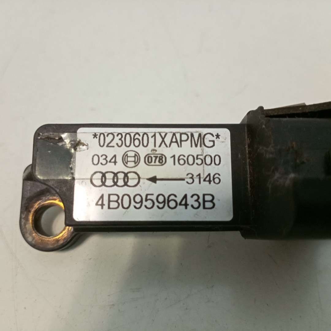 Sensor de airbag AUDI A6 (4B2, C5) | 97 - 05 Imagem-1
