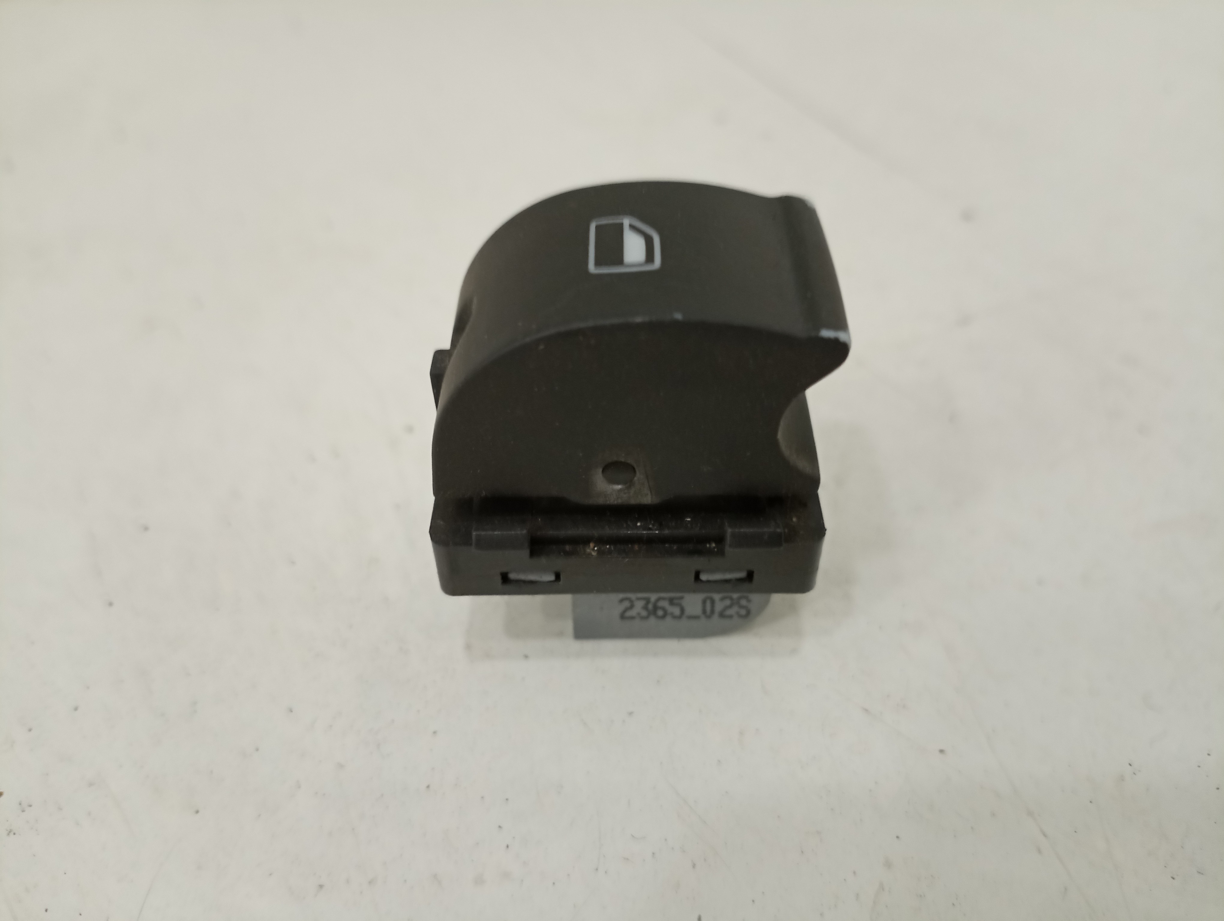Comutador de vidro frente direito AUDI A4 Avant (8ED, B7) | 04 - 08