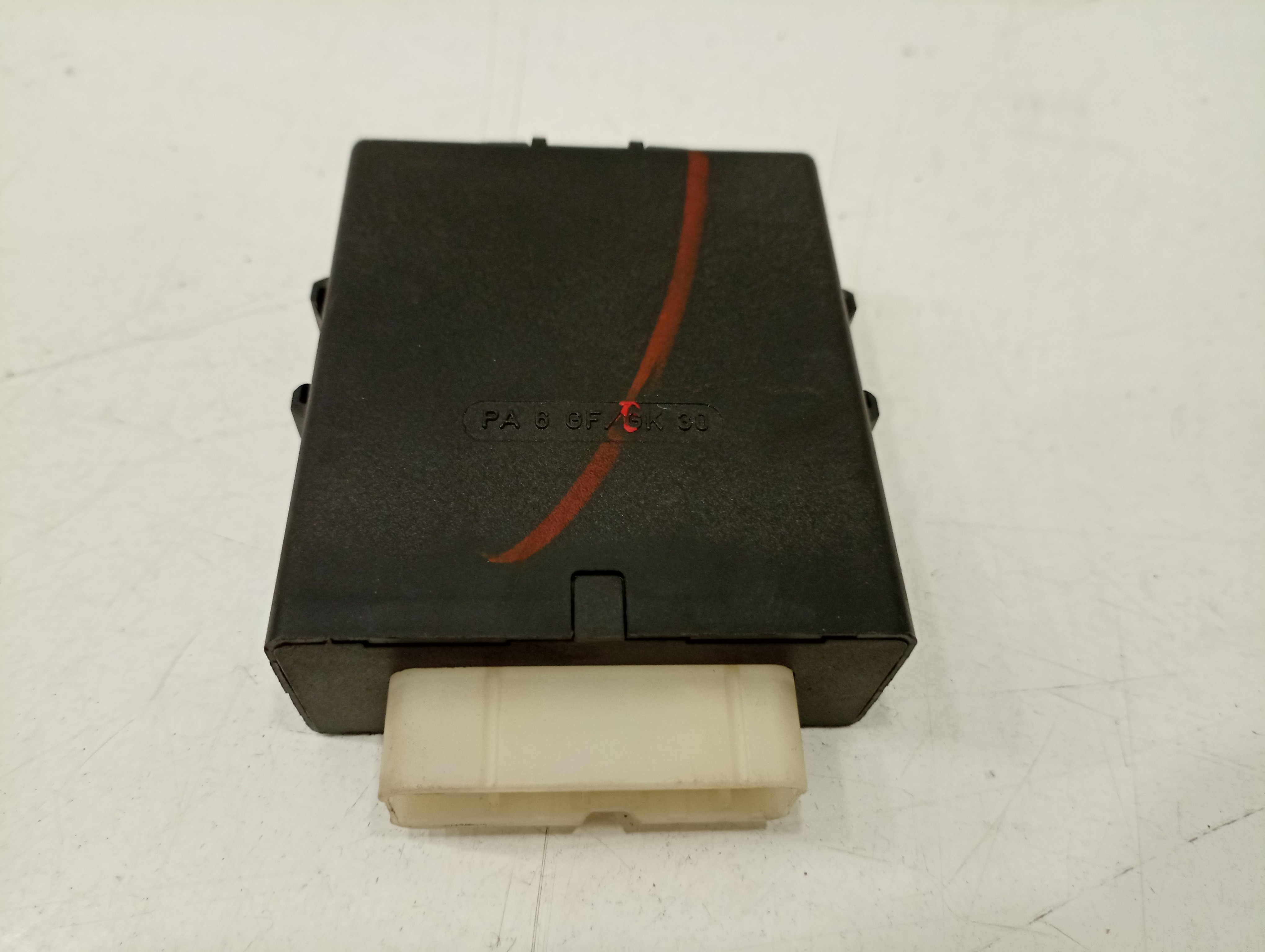 Centralina do Fecho Central TOYOTA AVENSIS (_T22_) | 97 - 03 Imagem-2