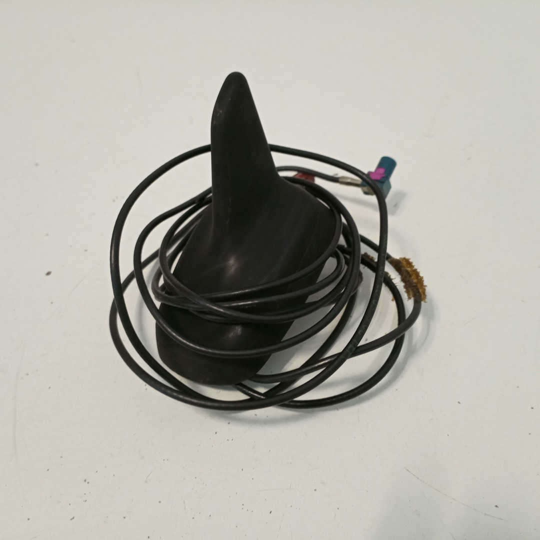 Antena de teto AUDI A4 (8EC, B7) | 04 - 08 Imagem-1