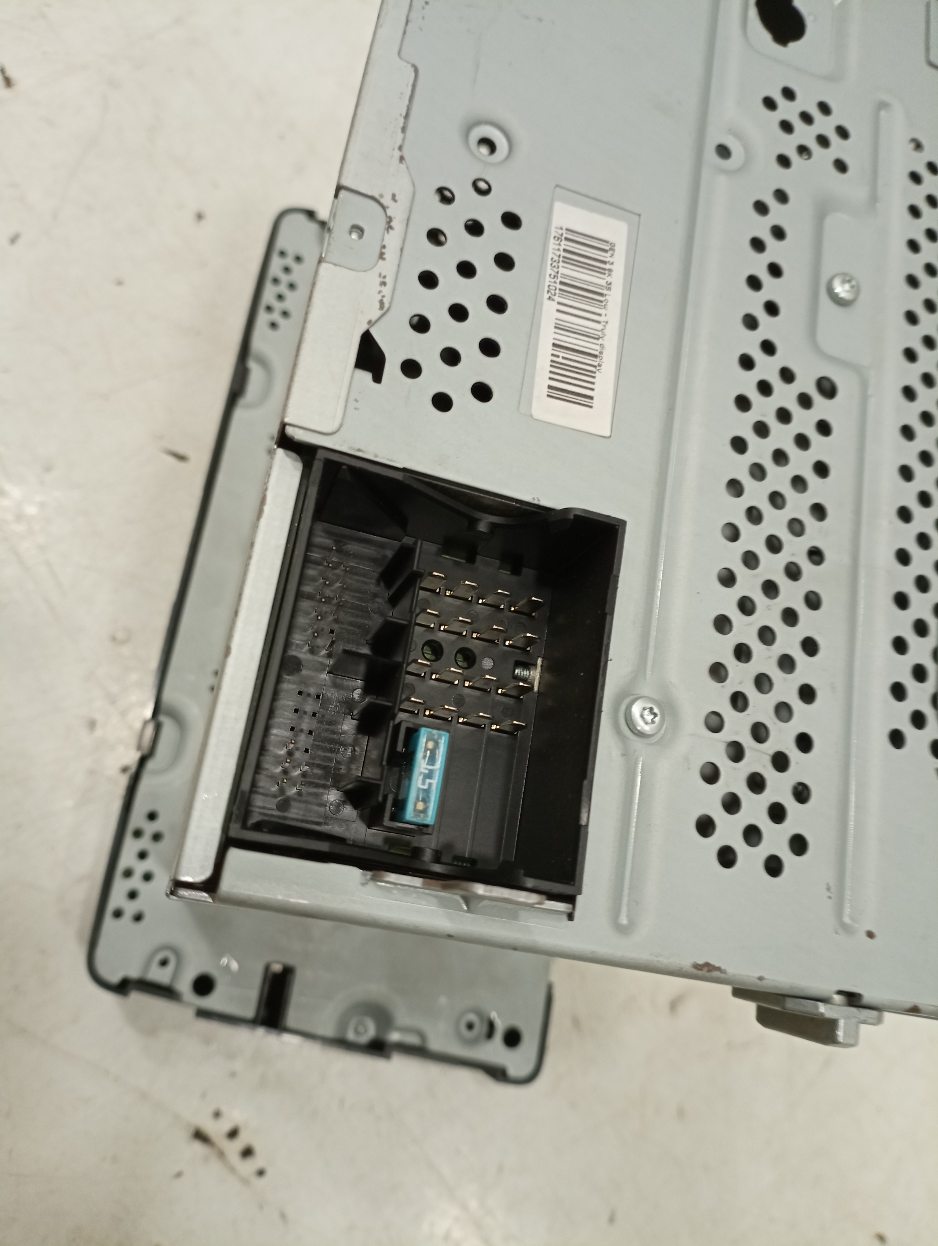 Auto-Rádio SKODA OCTAVIA II (1Z3) | 04 - 13 Imagem-4