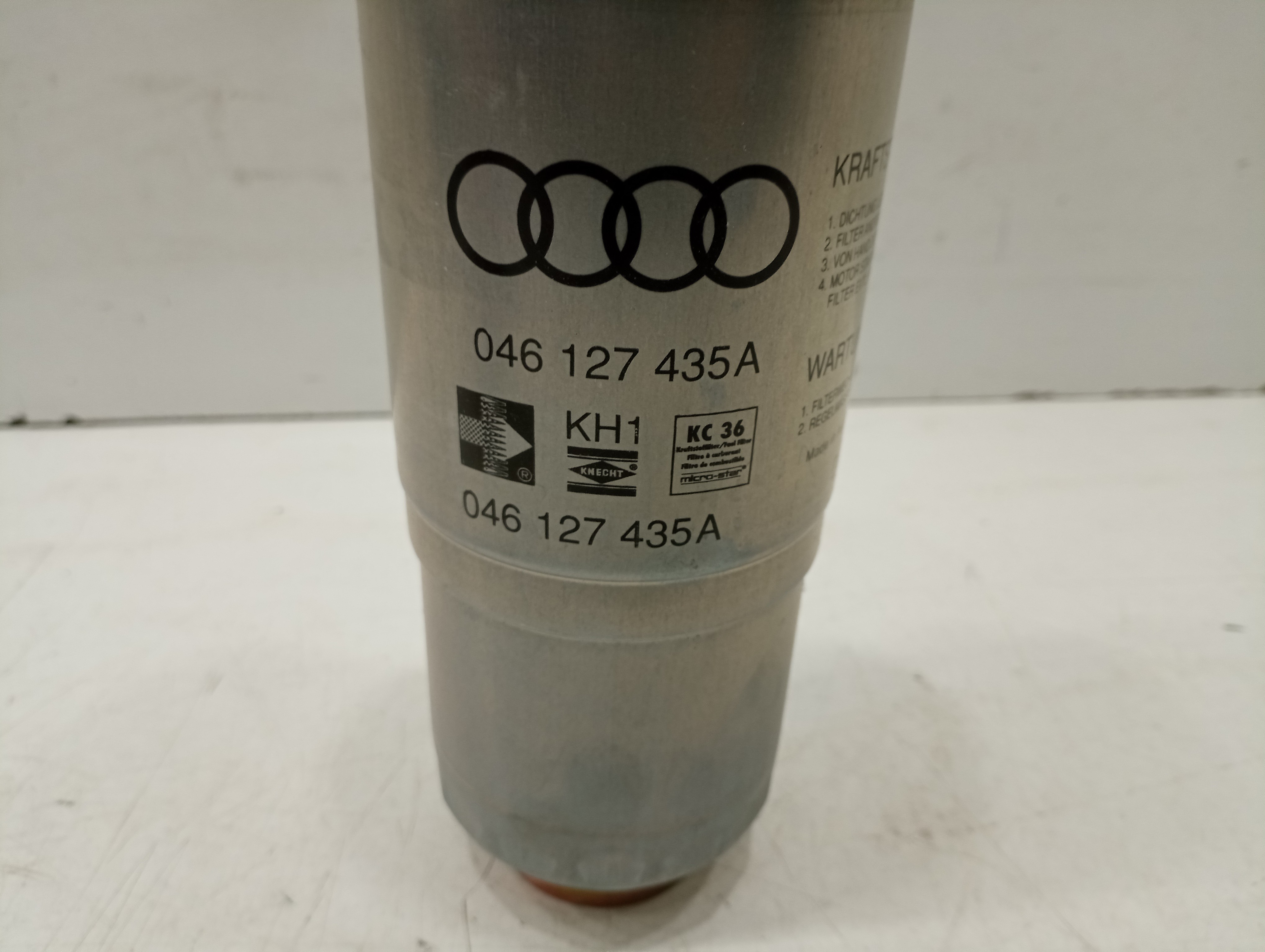 Filtro de combustível AUDI 100 (44, 44Q, C3) | 82 - 91 Imagem-1
