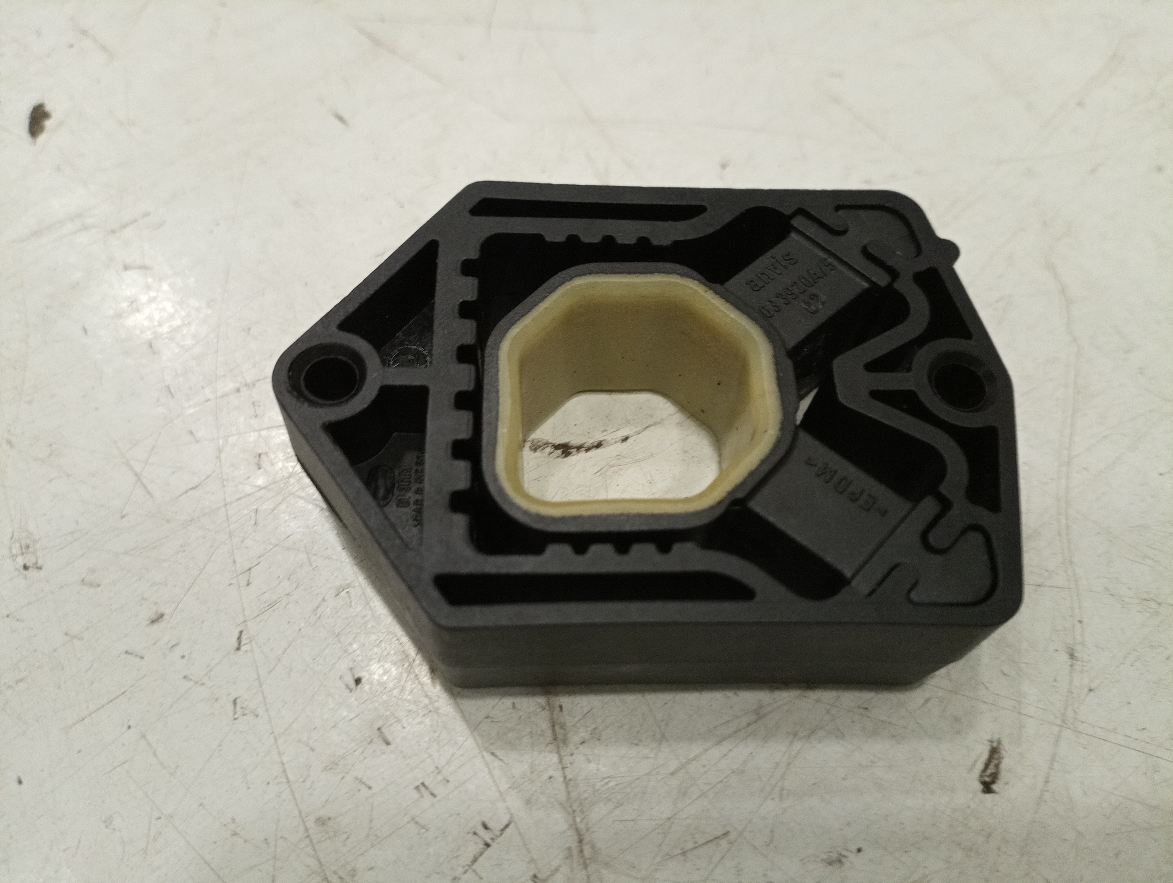 Suporte de radiador VOLKSWAGEN UP (121, 122, BL1, BL2) | 11 - 