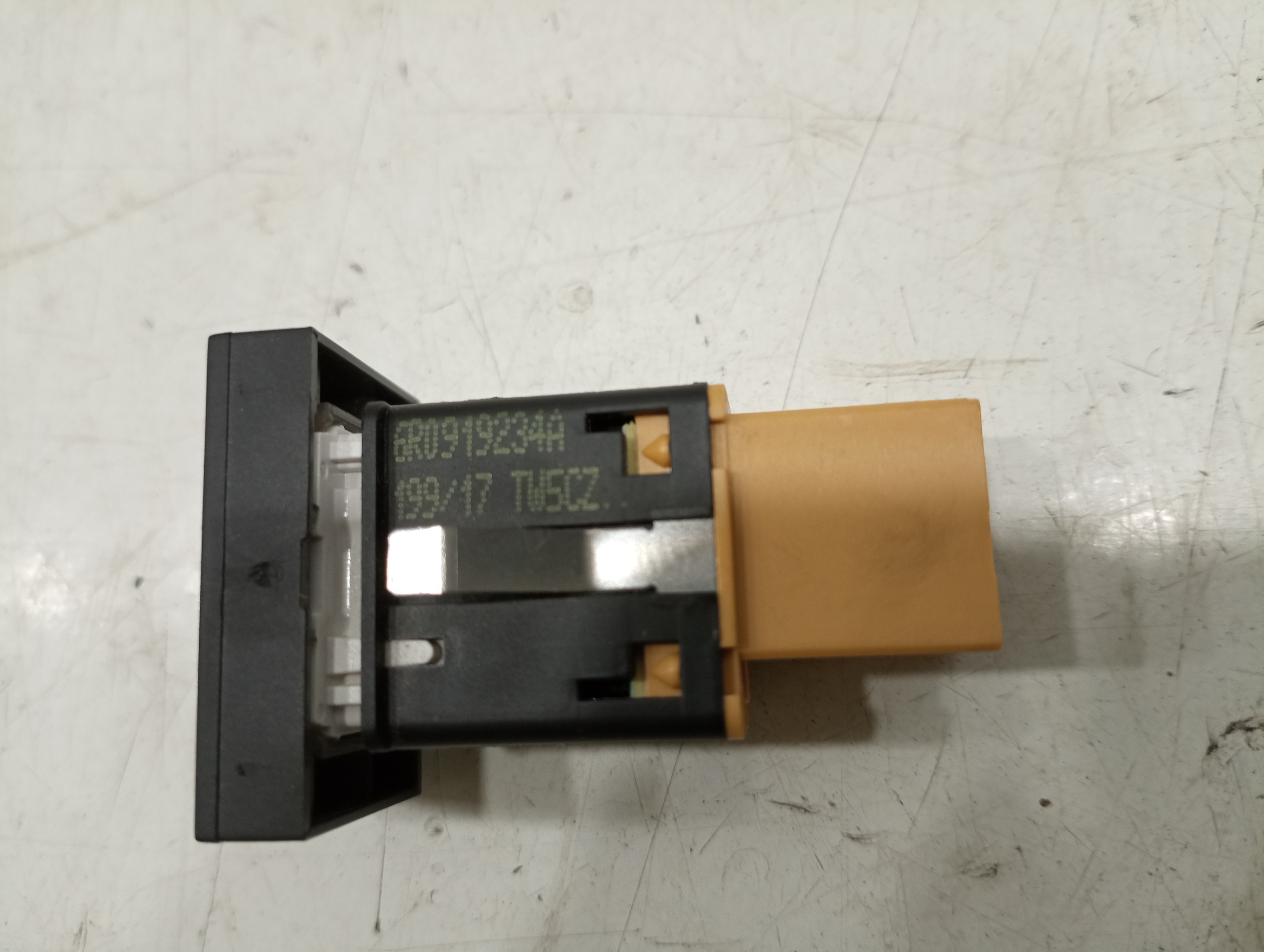 Sensor de airbag VOLKSWAGEN POLO (6R1, 6C1) | 09 -  Imagem-3
