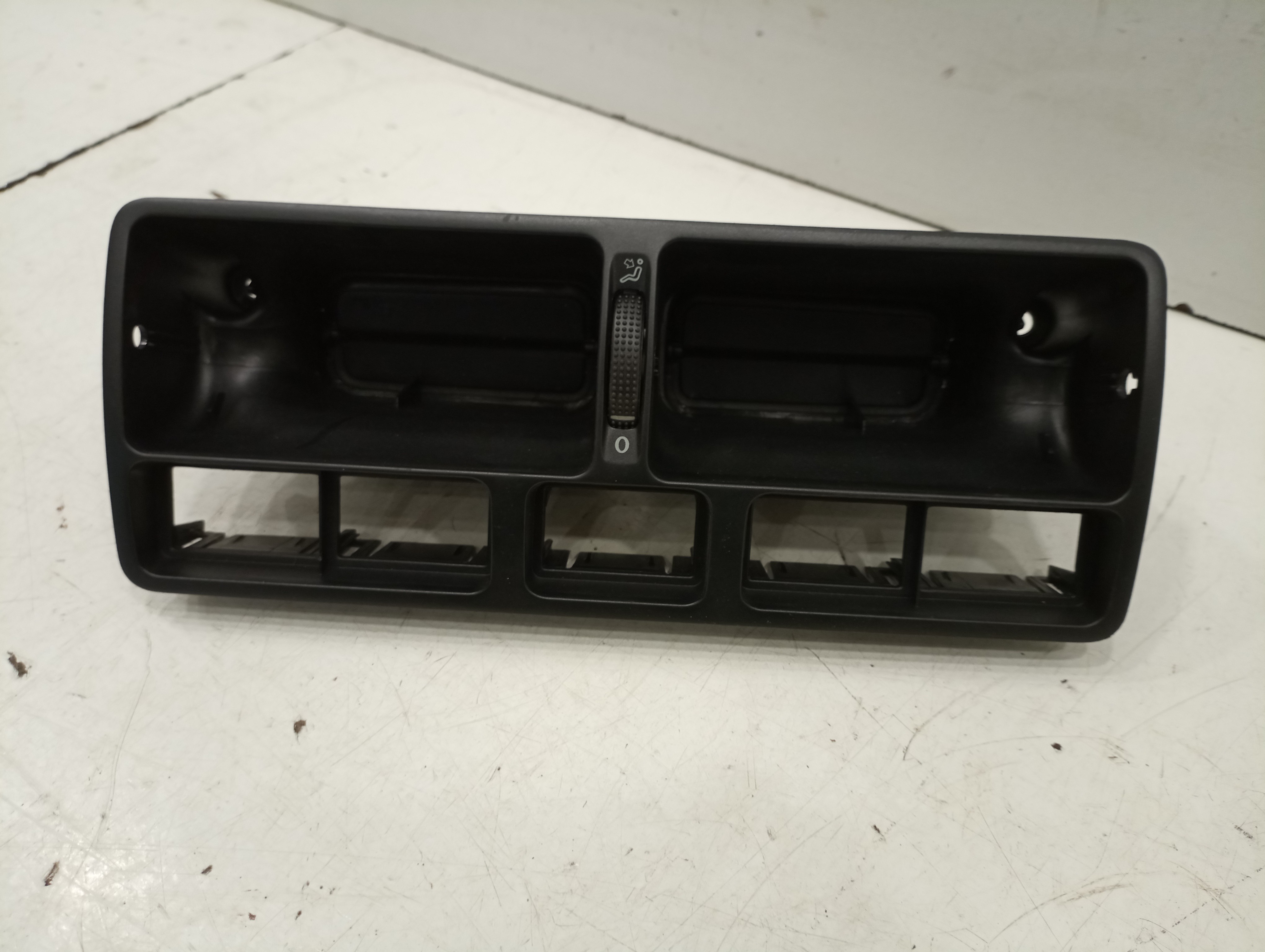 Difusor de ar VOLKSWAGEN GOLF IV (1J1) | 97 - 07 Imagem-4