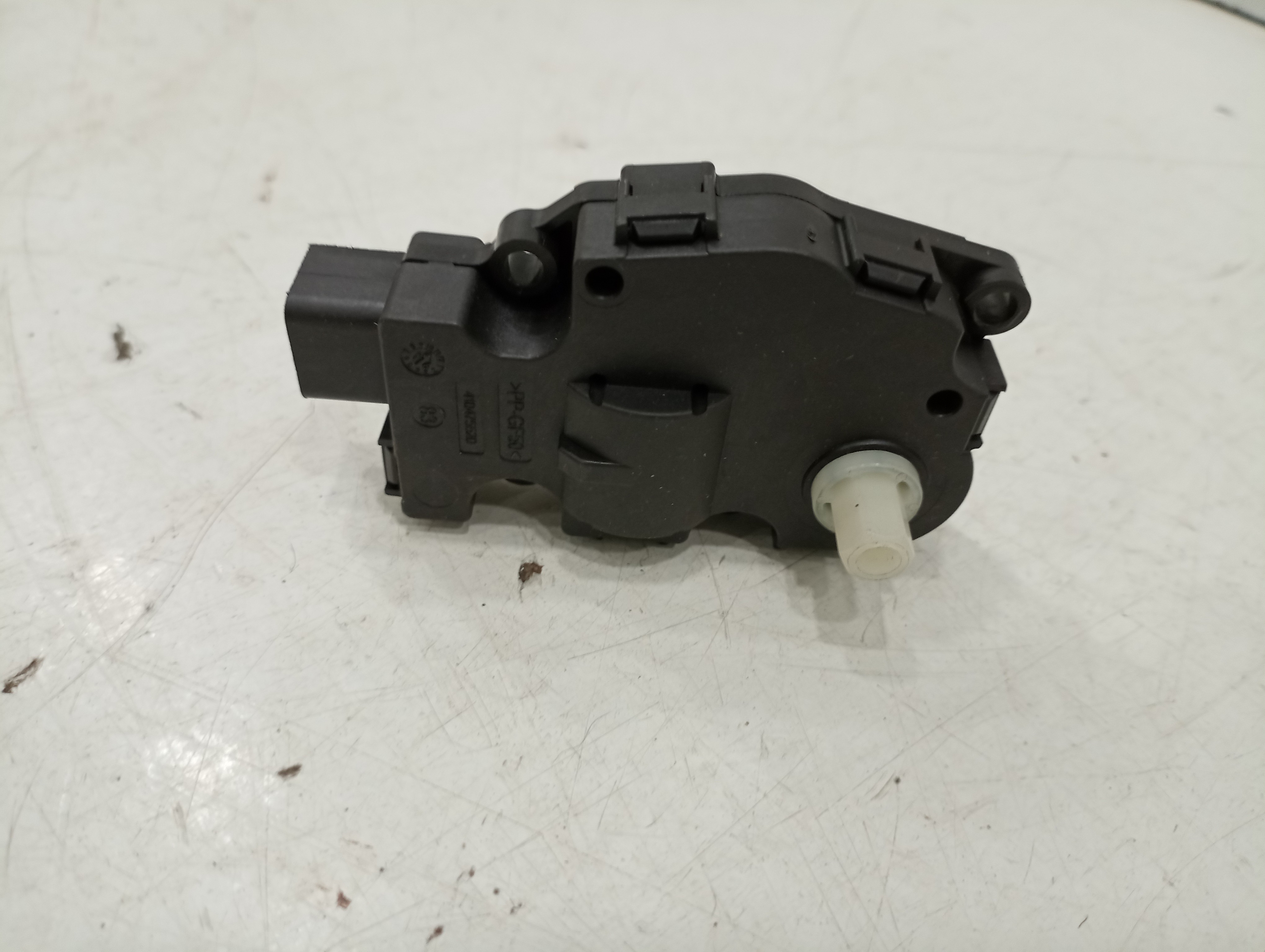 Unidade de control AUDI A4 (8K2, B8) | 07 - 15 Imagem-1