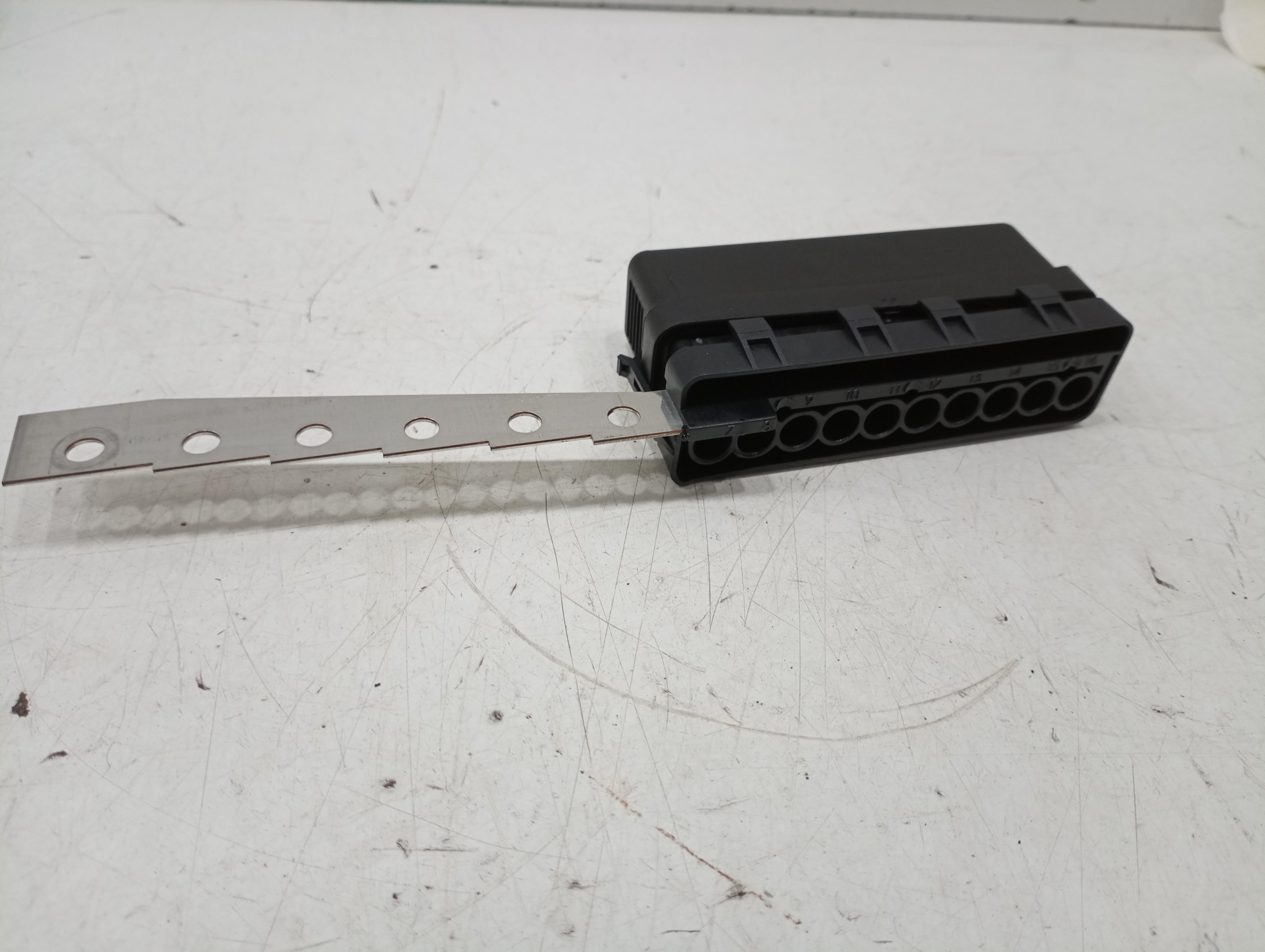 Placa de suporte de fusíveis VOLKSWAGEN POLO (9N_) | 01 - 14 Imagem-1