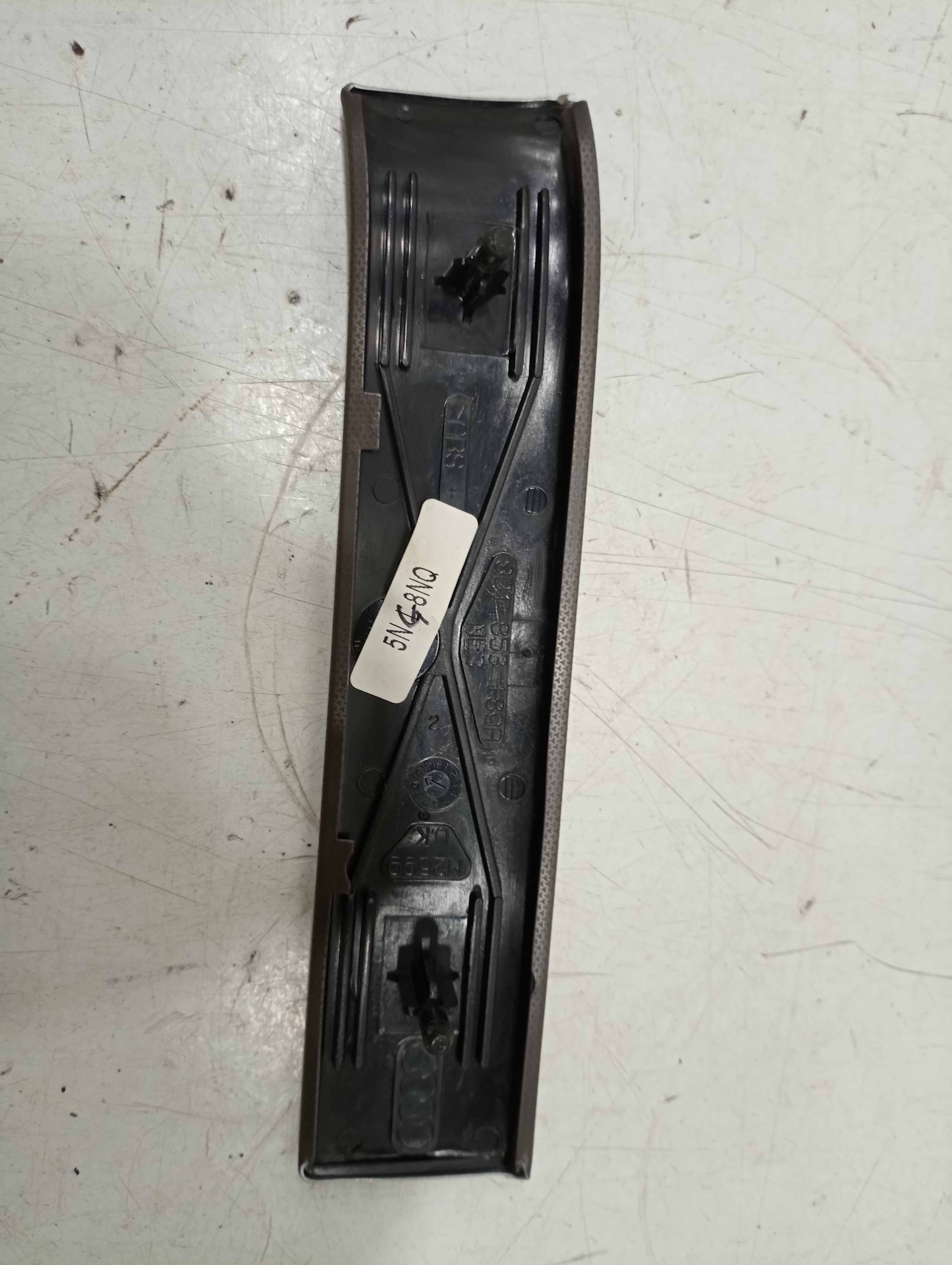 Friso do Tablier AUDI A4 (8D2, B5) | 94 - 01 Imagem-2