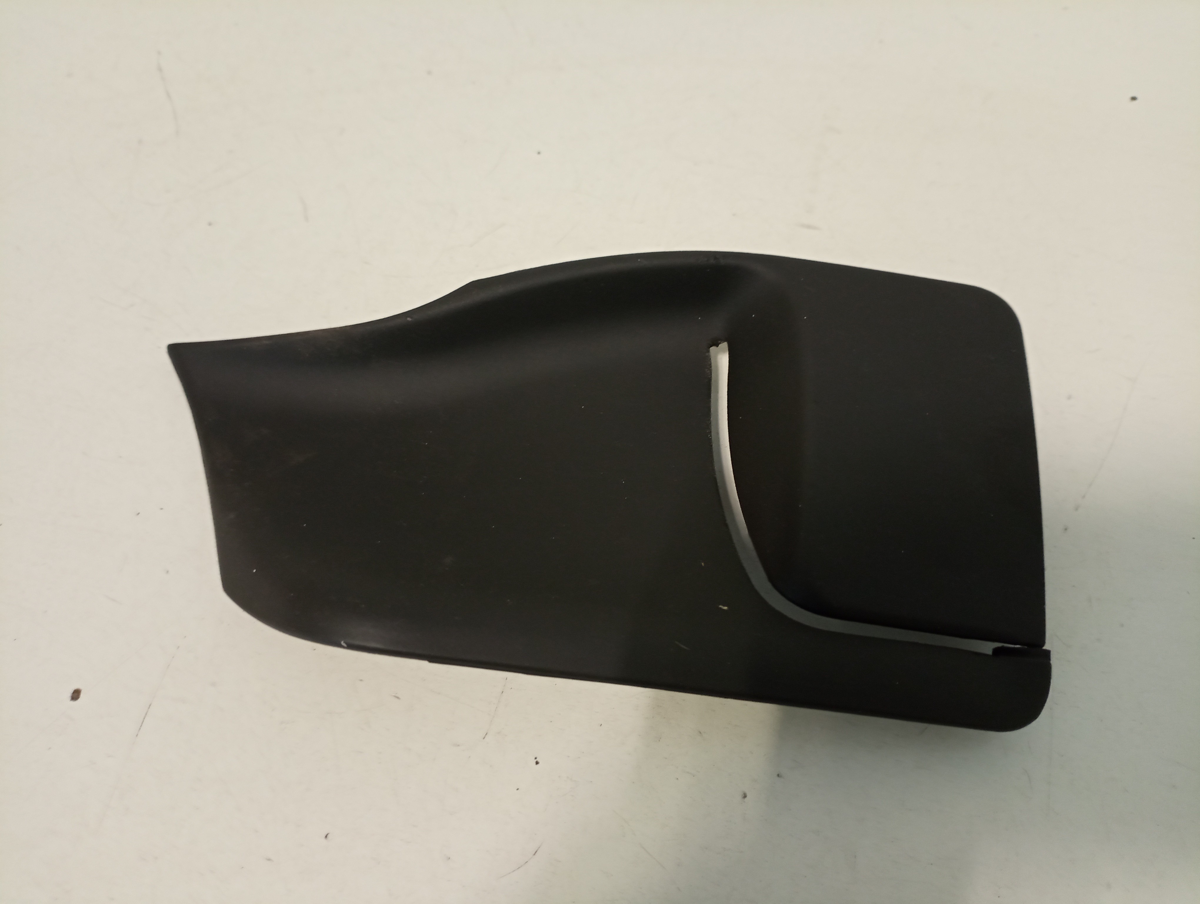 Acabamento de porta VOLKSWAGEN JETTA III (1K2) | 04 - 13