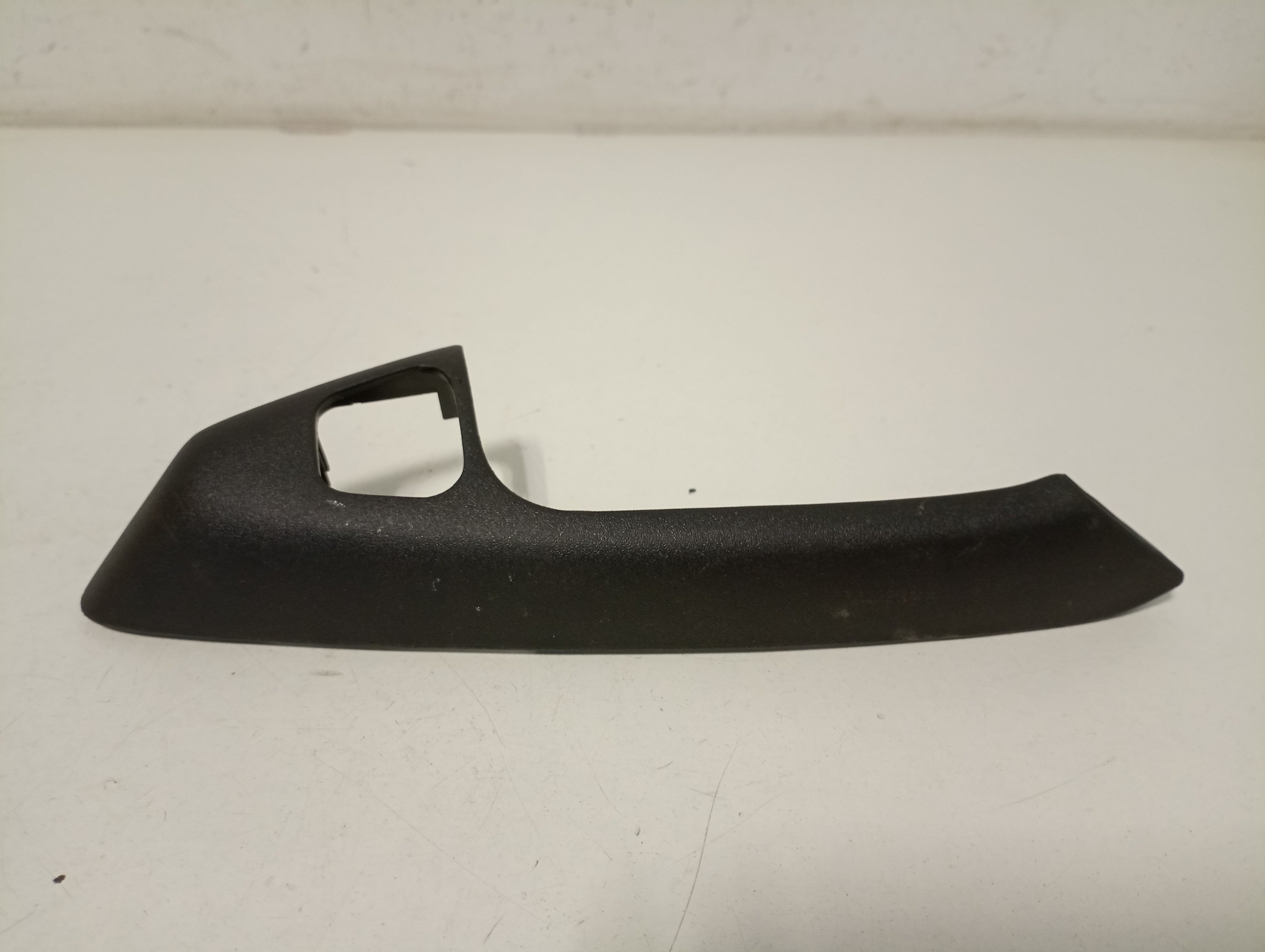 Suporte de comutador de vidro VOLKSWAGEN GOLF III (1H1) | 91 - 98