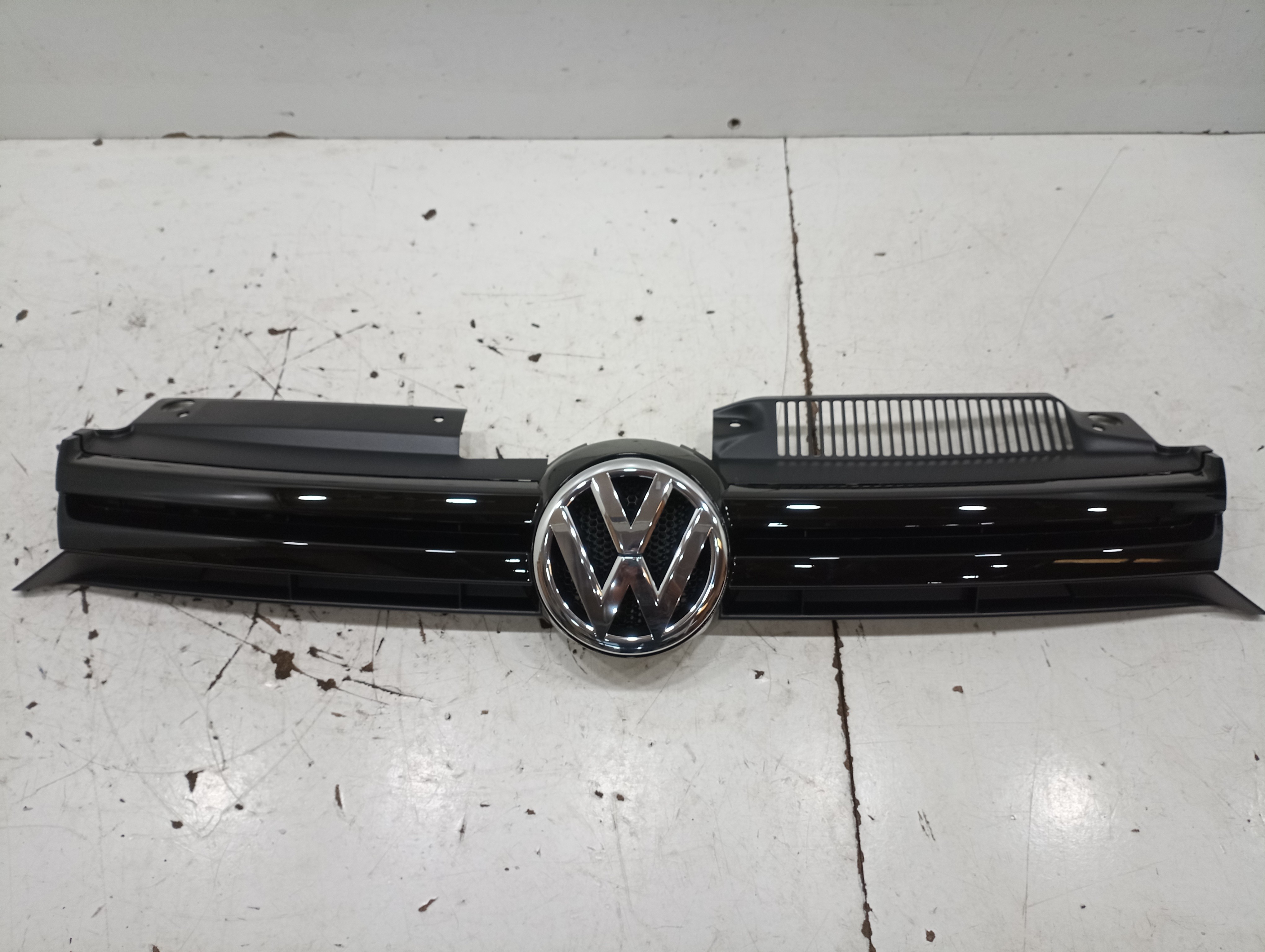 Grelha da Frente VOLKSWAGEN GOLF VI (5K1) | 08 - 14