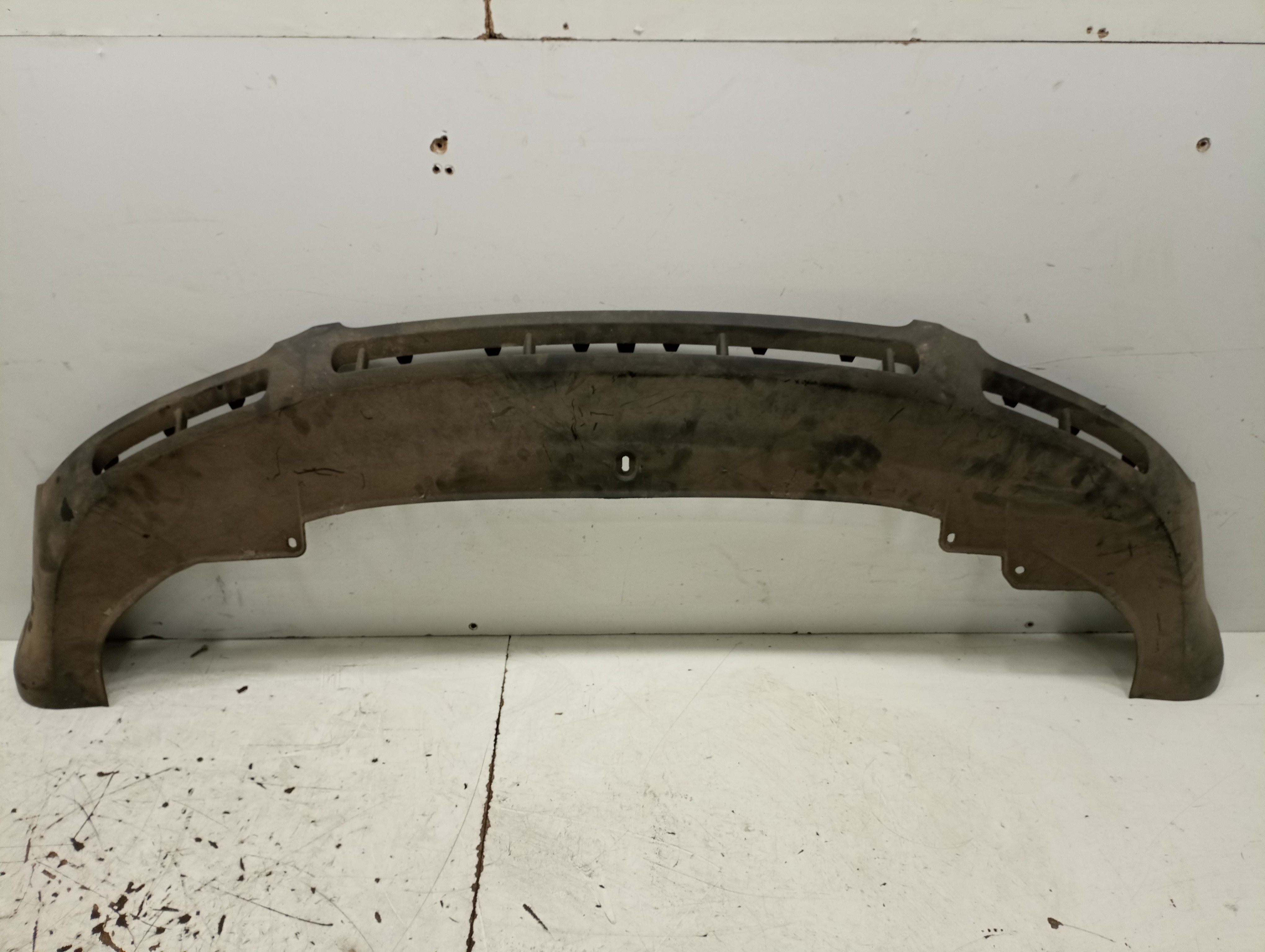 Spoiler de para-choques VOLKSWAGEN PASSAT (3B3) | 00 - 05 Imagem-1